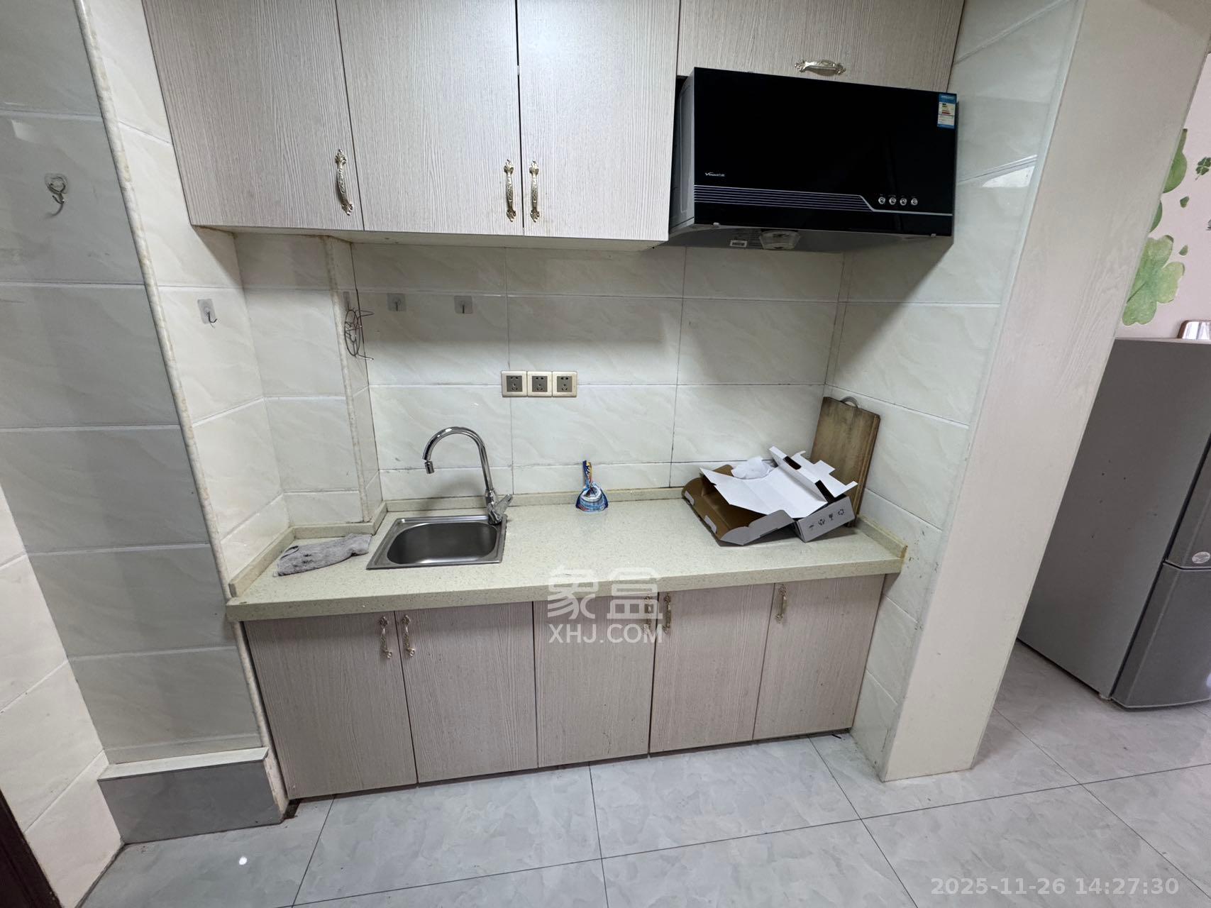 万科魅力之城  1室1厅1卫    1099.0元/月室内图