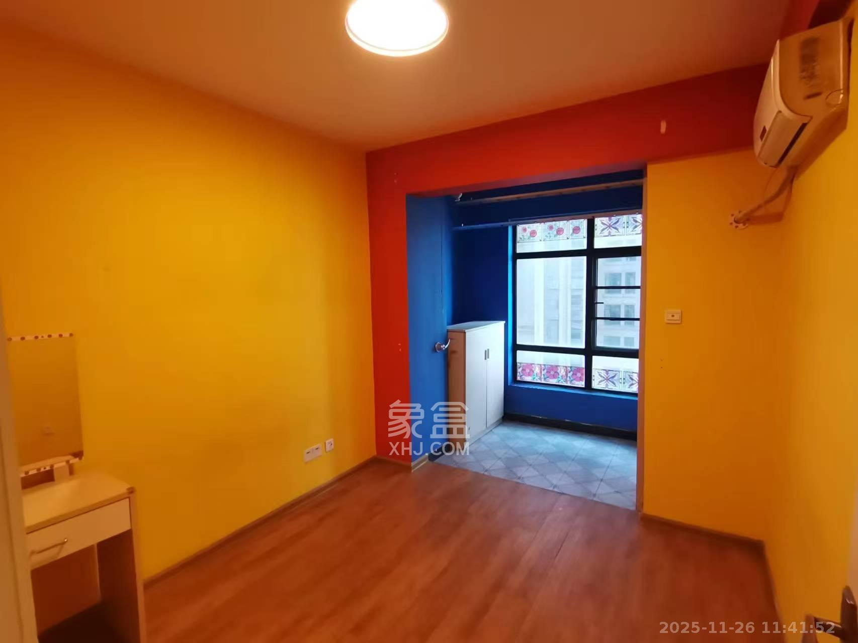 湘域城邦(湘域国际中心) 2室2厅1卫 3000.0元/月 湘域城邦(湘域国际中心) 2室2厅1卫 3000.0元/月室内图