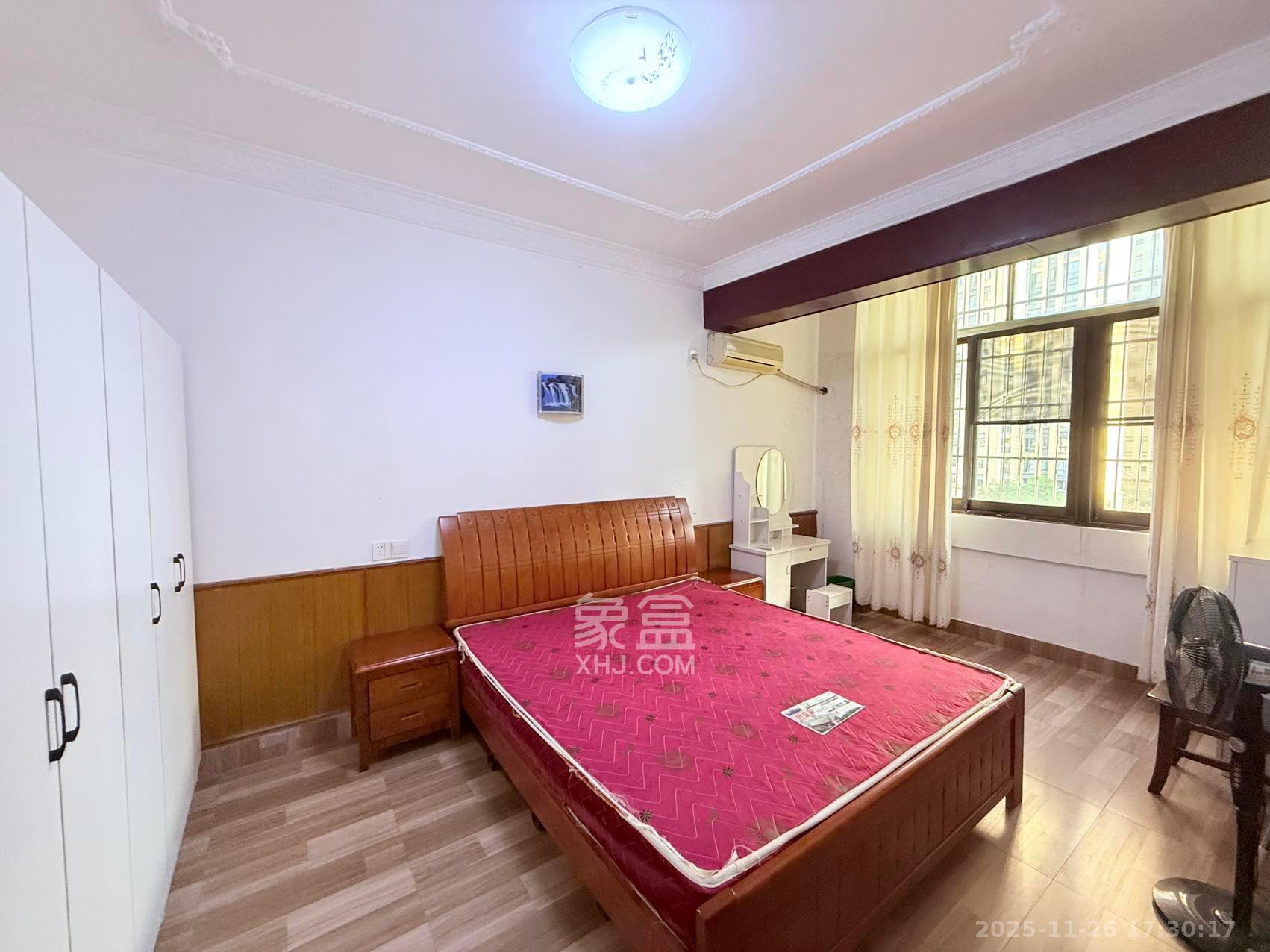 三角塘88号(原长沙市轻化公司宿舍) 2室1厅1卫 1300.0元/月 三角塘88号(原长沙市轻化公司宿舍) 2室1厅1卫 1300.0元/月室内图