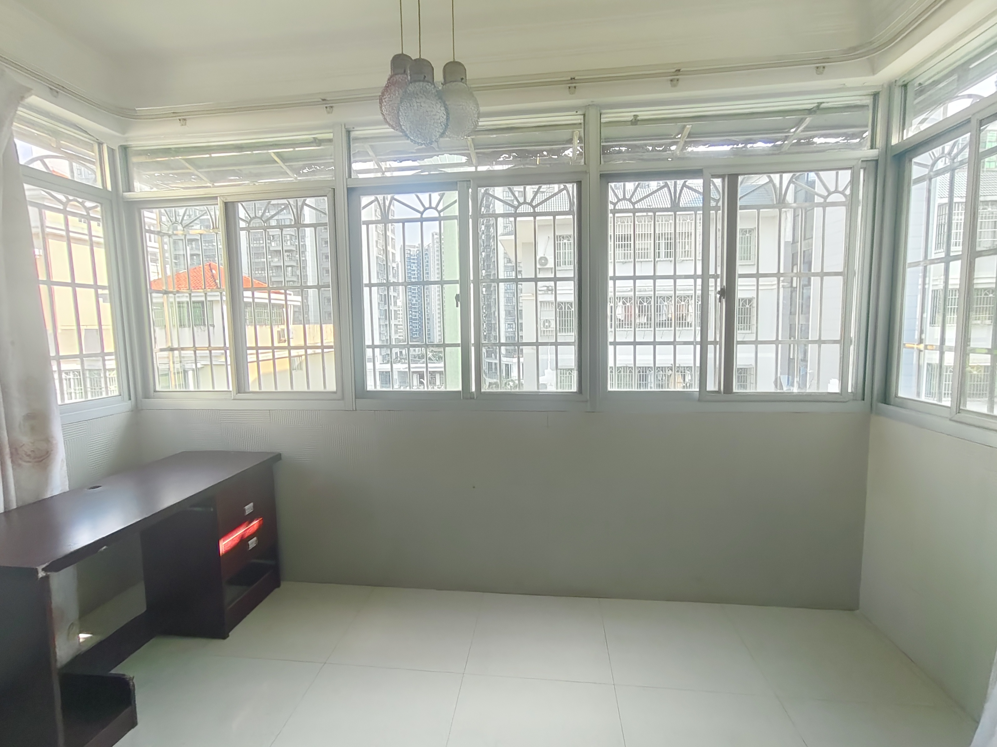 海口交通局宿舍 4室2厅2卫 2900.0元/月 海口交通局宿舍 4室2厅2卫 2900.0元/月室内图