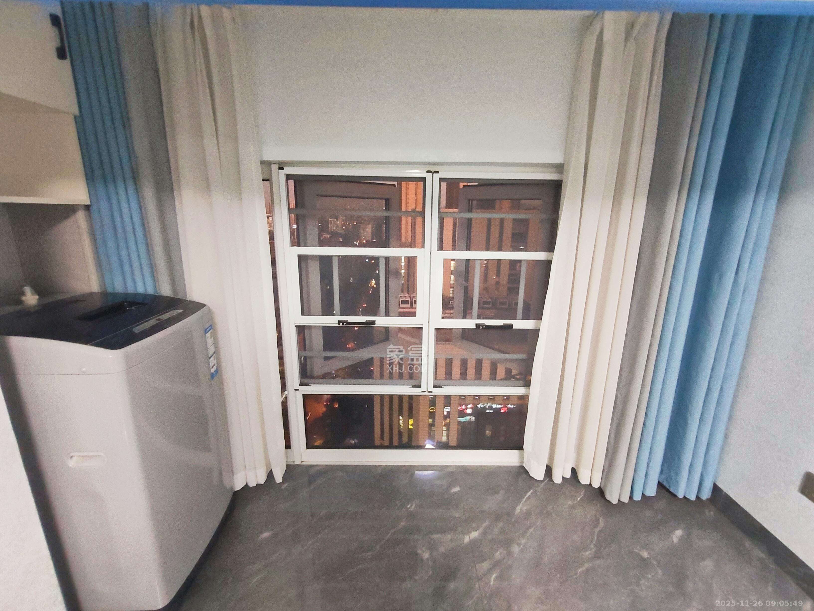 金地中交麓谷香颂(金地中交雅苑) 1室1厅1卫 1300.0元/月 金地中交麓谷香颂(金地中交雅苑) 1室1厅1卫 1300.0元/月室内图