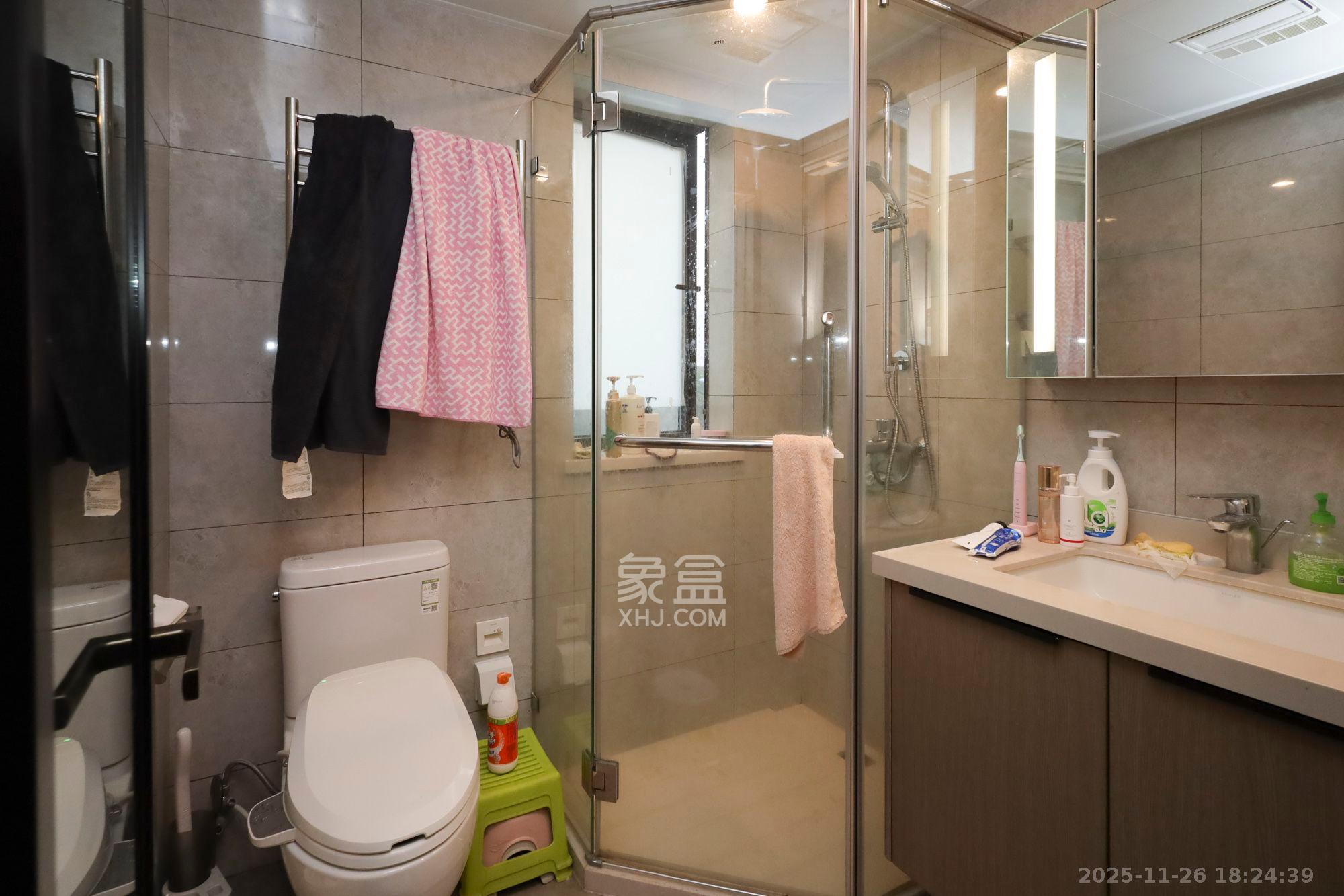 龙湖铂金中心（龙湖春江郦城）  3室2厅2卫    4800.0元/月室内图