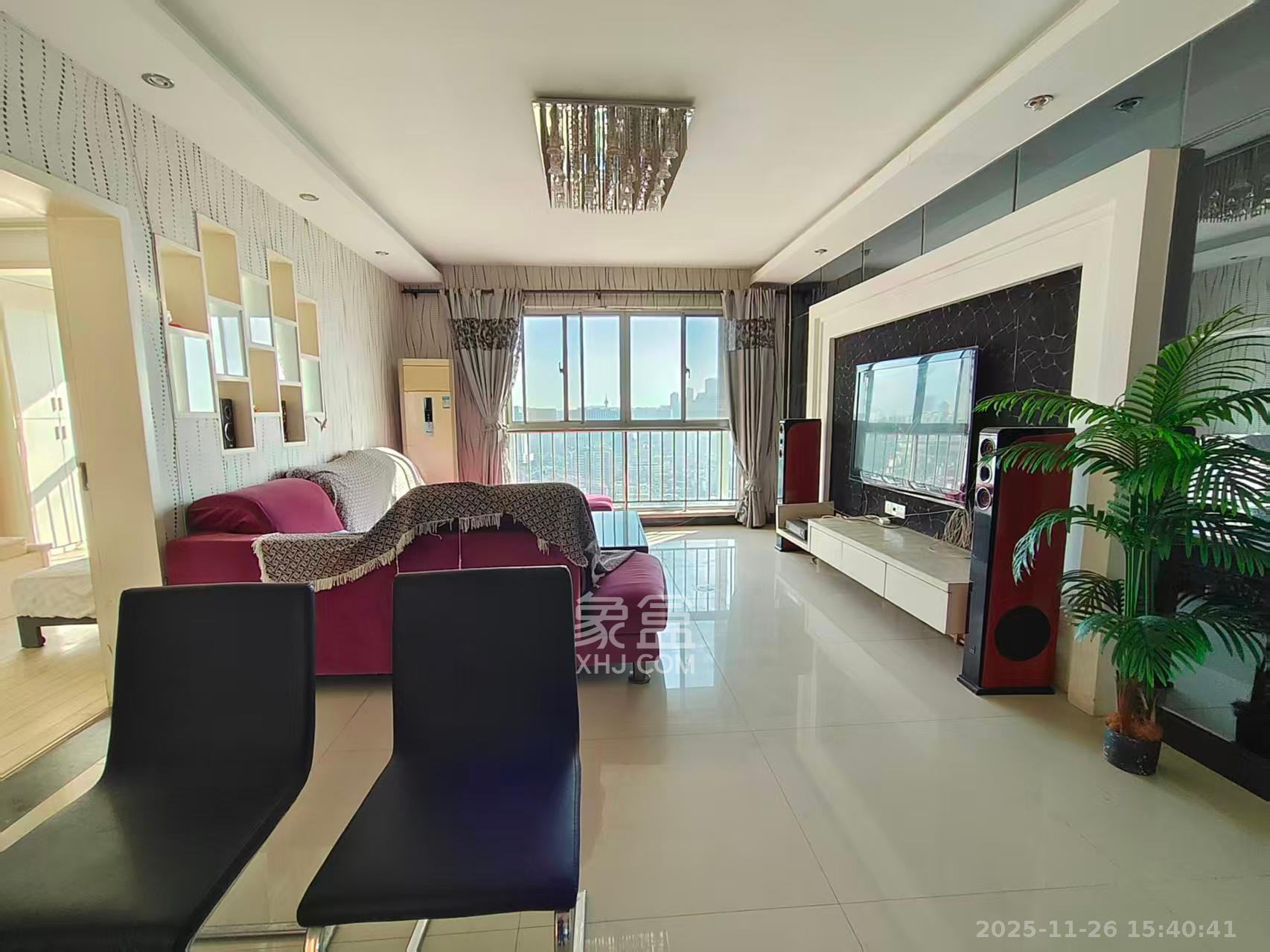 君临国际 3室2厅2卫 5000.0元/月 君临国际 3室2厅2卫 5000.0元/月室内图