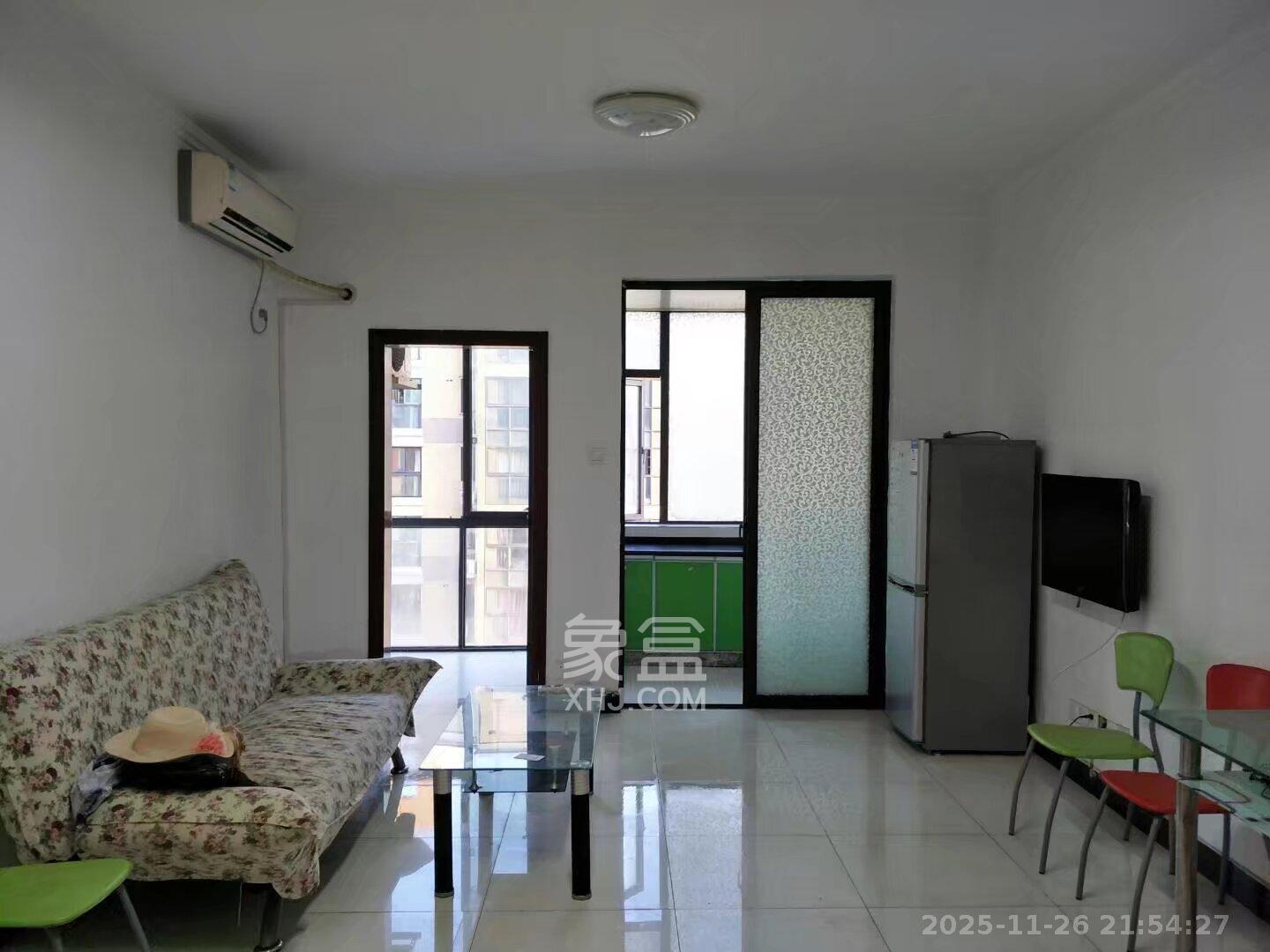 锦湘国际星城三期（锦绣苑）  1室1厅1卫    1500.0元/月室内图