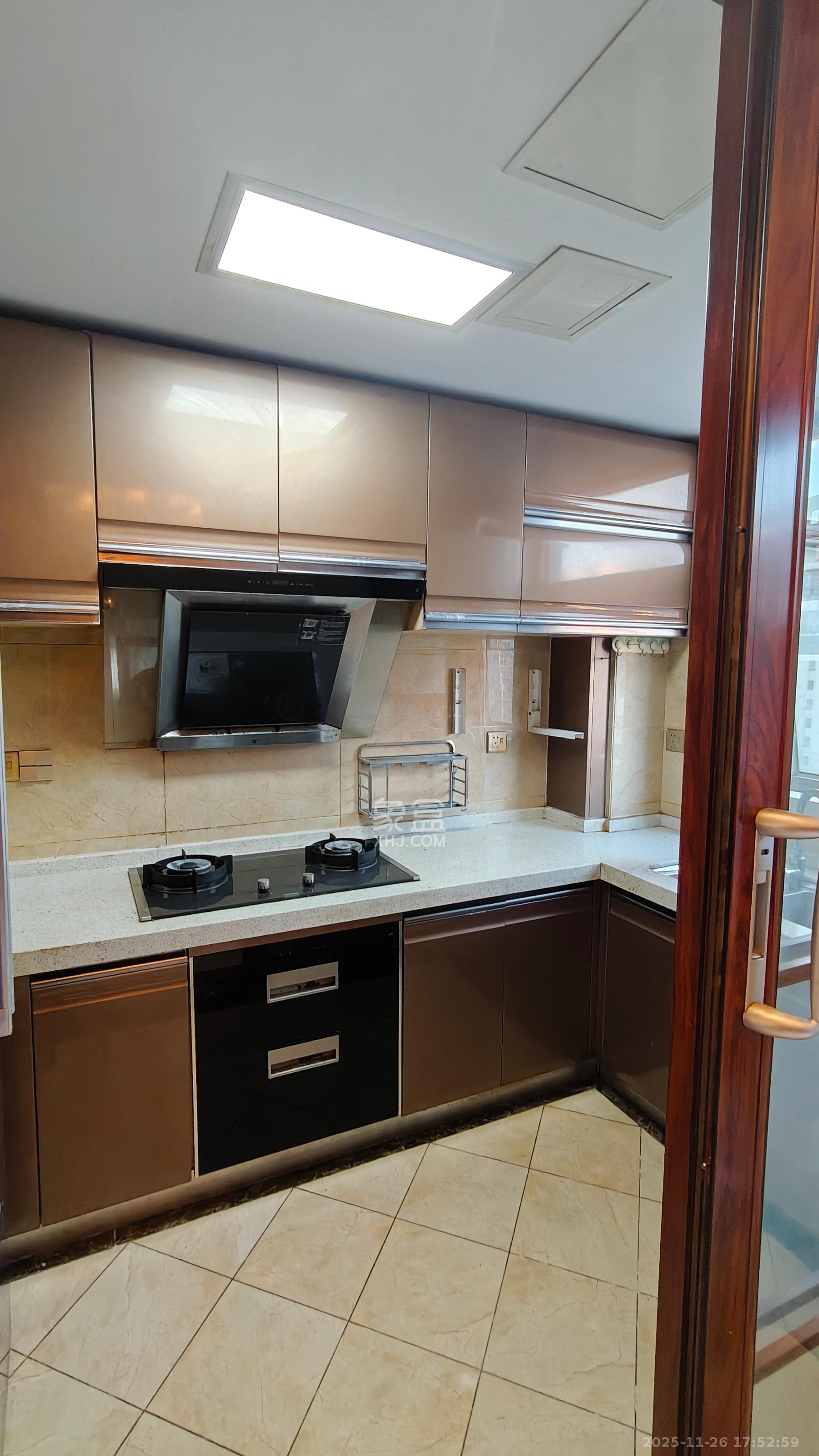 北辰三角洲D3区  3室2厅2卫    5500.0元/月室内图