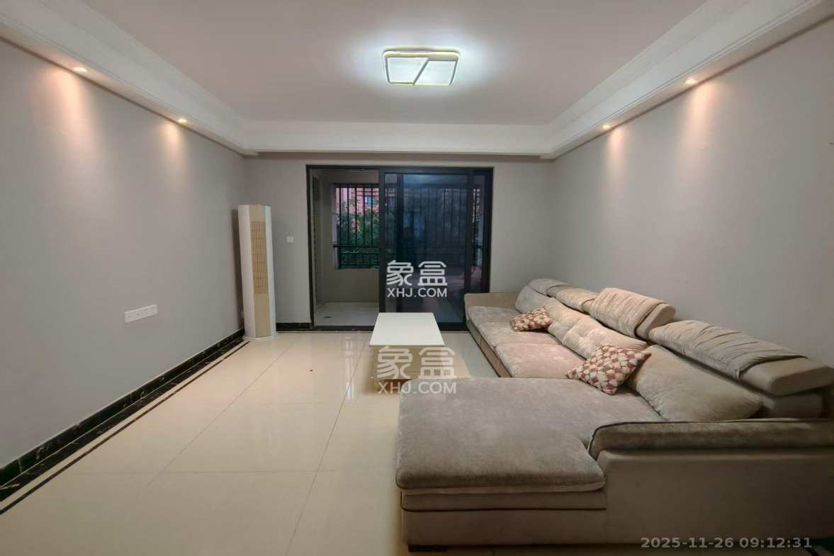 中海国际二期 3室2厅2卫 2100.0元/月 中海国际二期 3室2厅2卫 2100.0元/月室内图