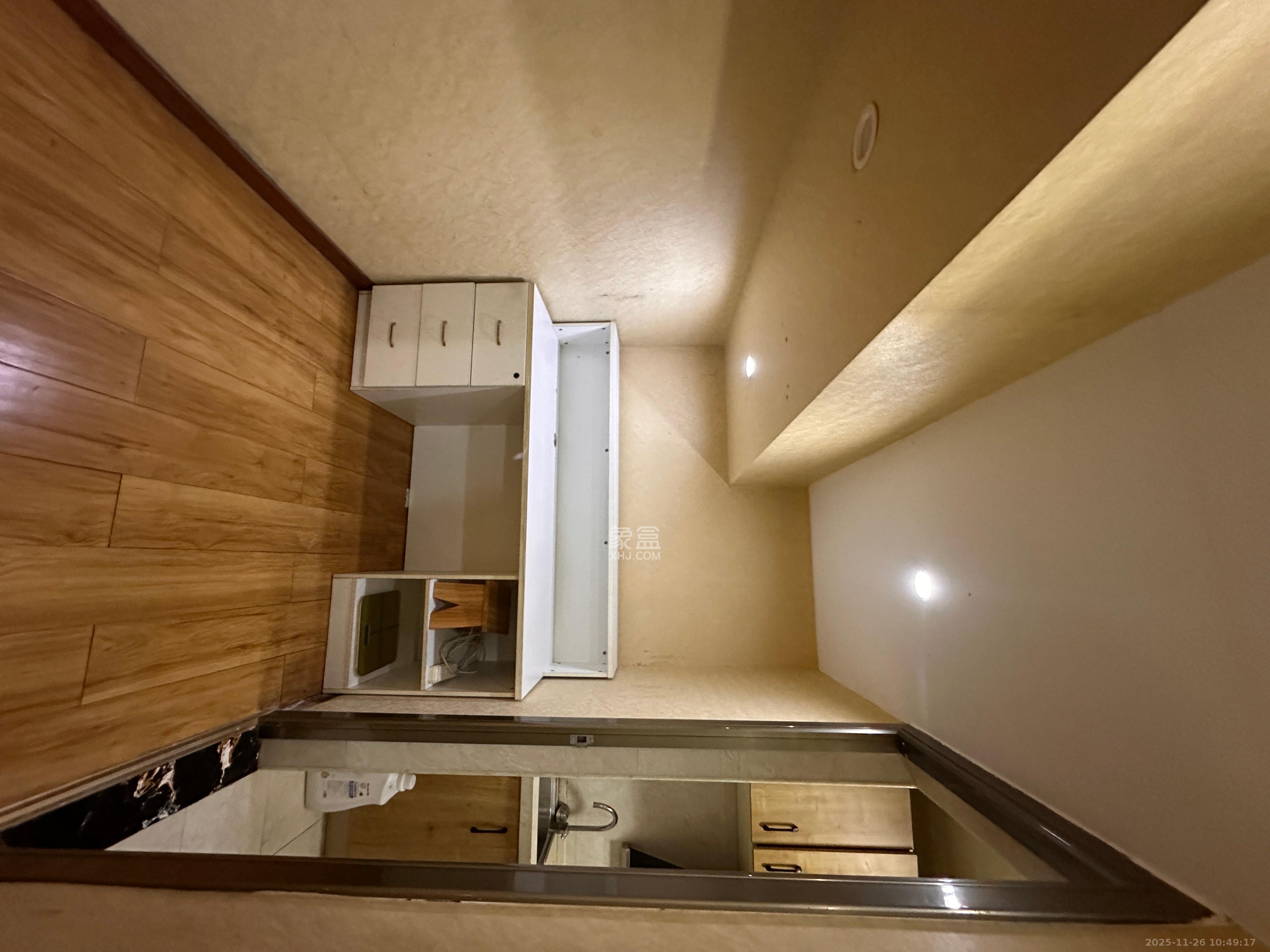 荣悦台 1室0厅1卫 3800.0元/月 荣悦台 1室0厅1卫 3800.0元/月室内图