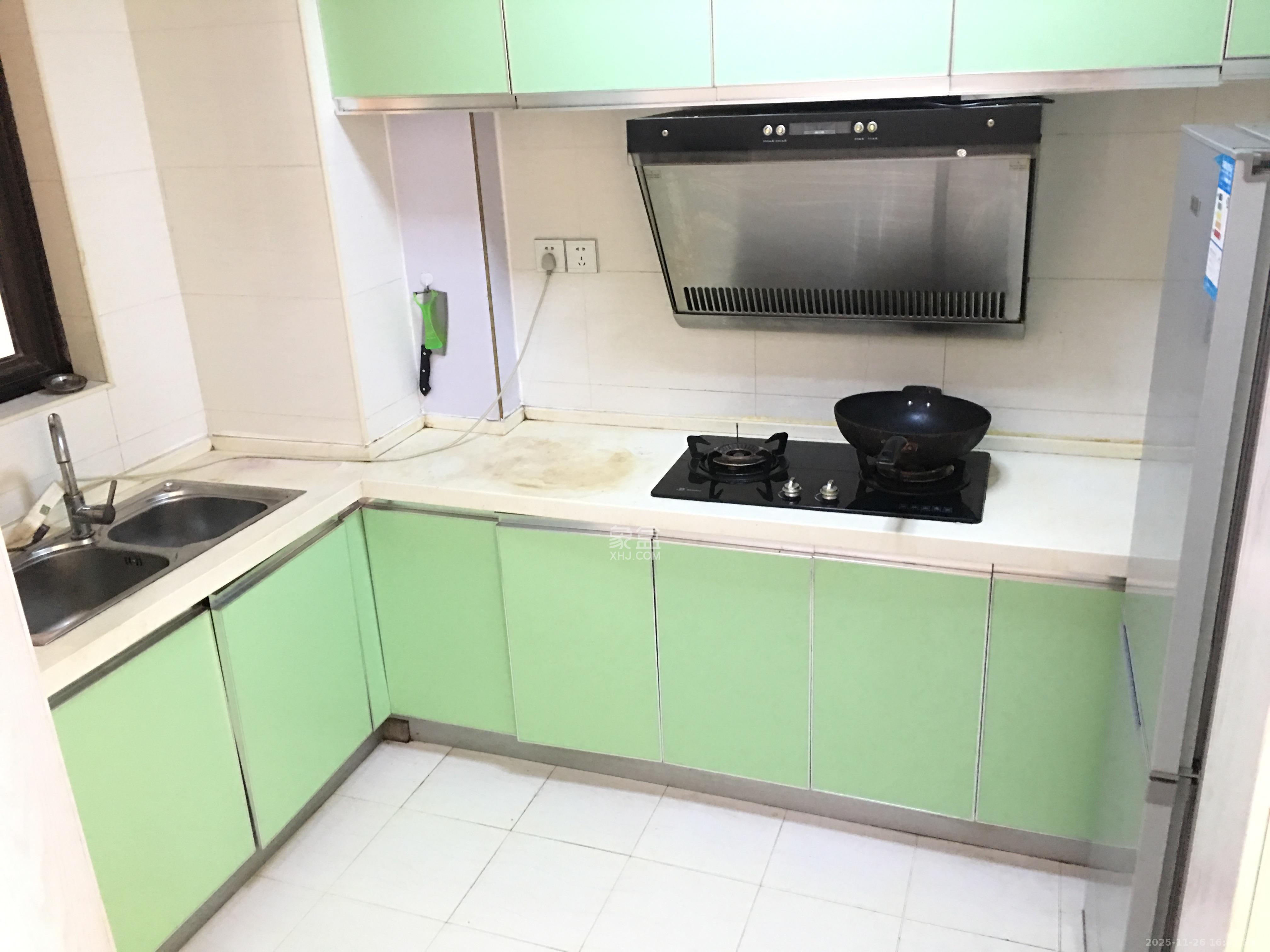 铂宫  2室2厅1卫    2500.0元/月室内图