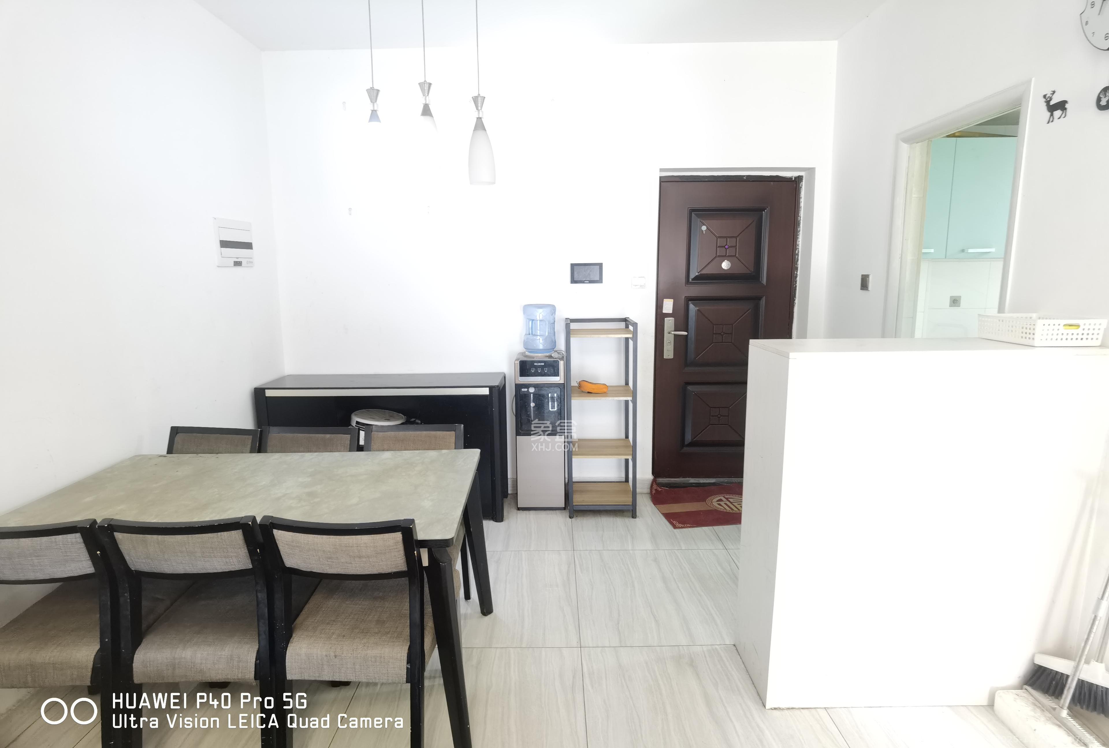 荣悦台 2室2厅1卫 2800.0元/月 荣悦台 2室2厅1卫 2800.0元/月室内图