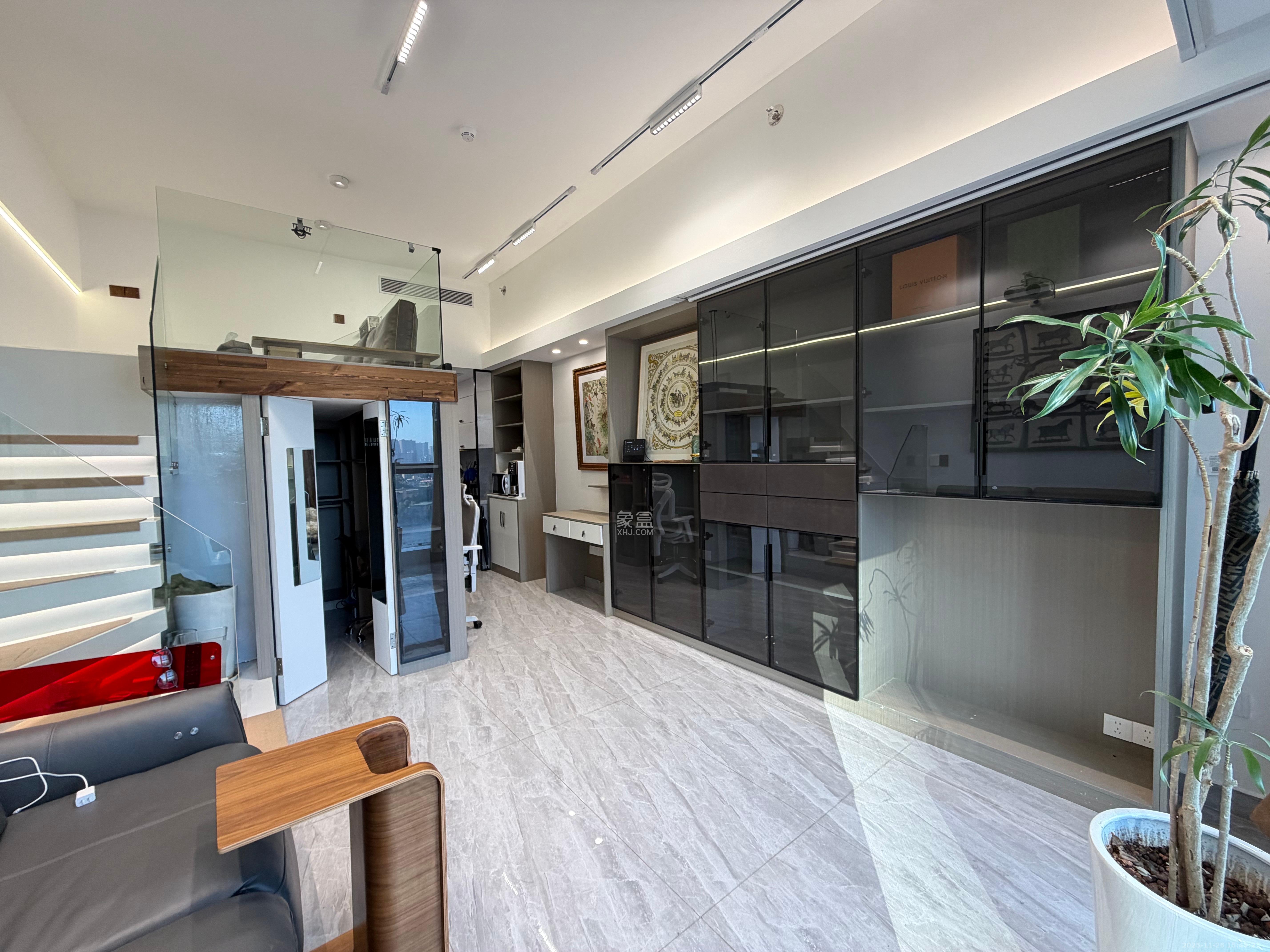 汇景发展环球中心  1室1厅1卫    3500.0元/月室内图