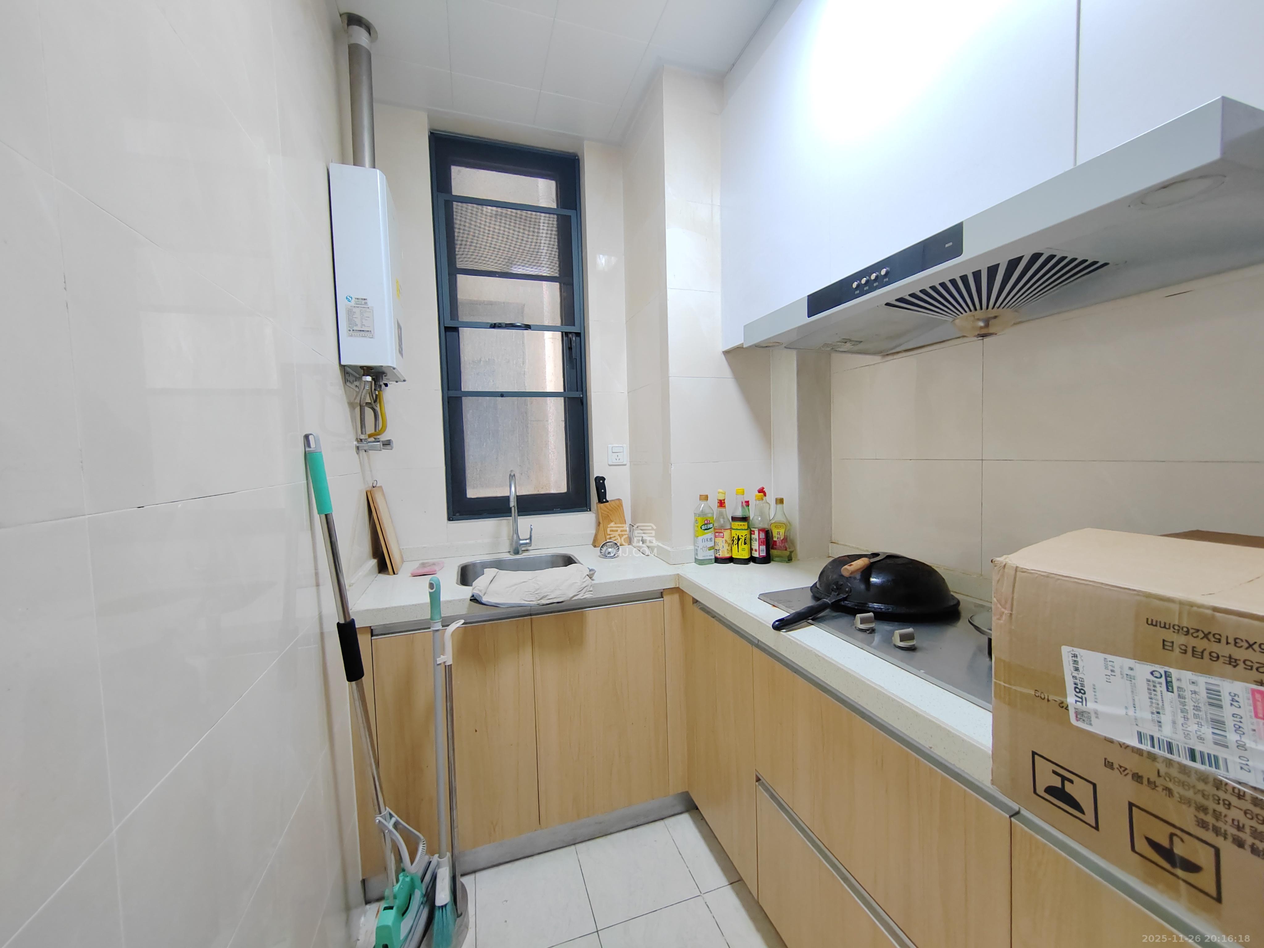 启迪协信中心  1室0厅0卫    3200.0元/月室内图