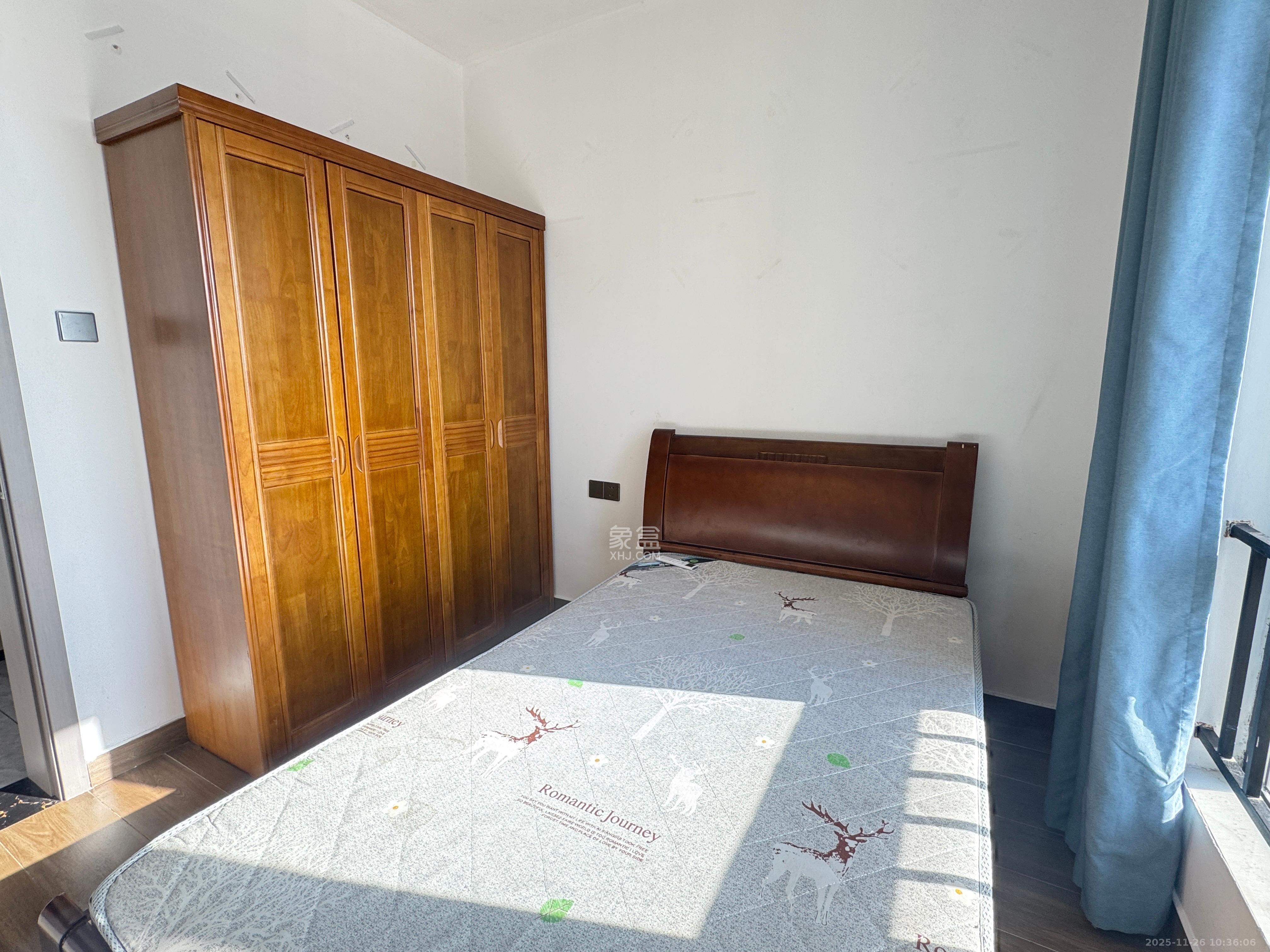 达美D6区  3室2厅1卫    2800.0元/月室内图