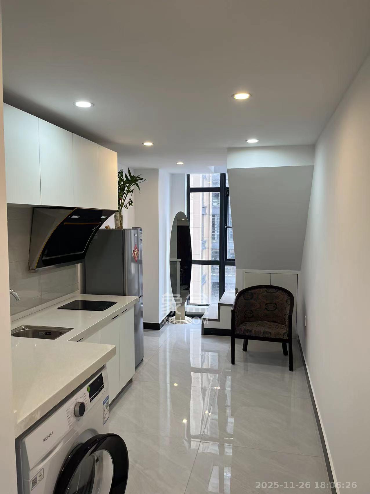 新长海尚都国际(海坤美寓) 1室1厅1卫 1500.0元/月 新长海尚都国际(海坤美寓) 1室1厅1卫 1500.0元/月室内图