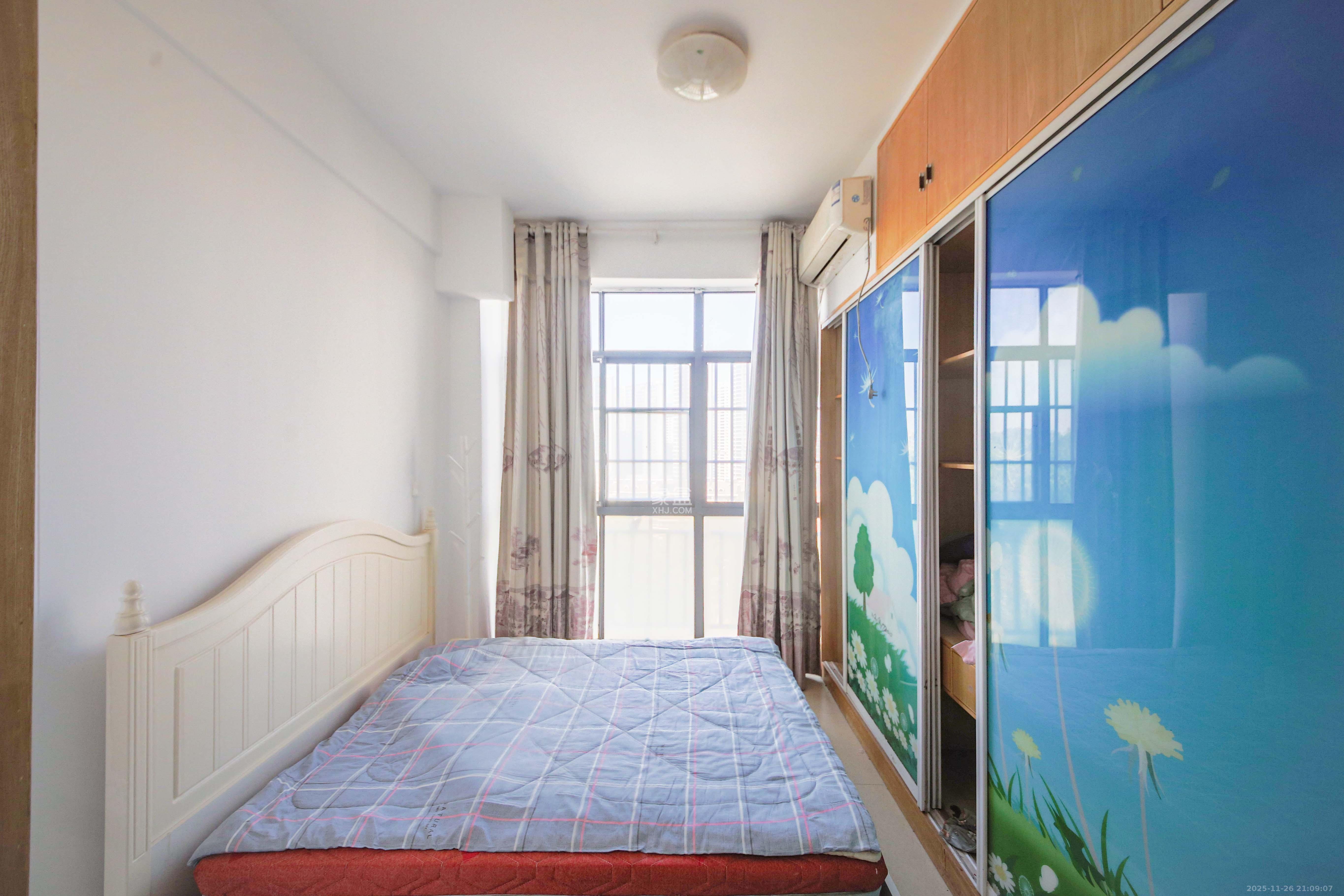 鑫远湘府逸园 1室1厅1卫 23.0万 鑫远湘府逸园 1室1厅1卫 23.0万卧室