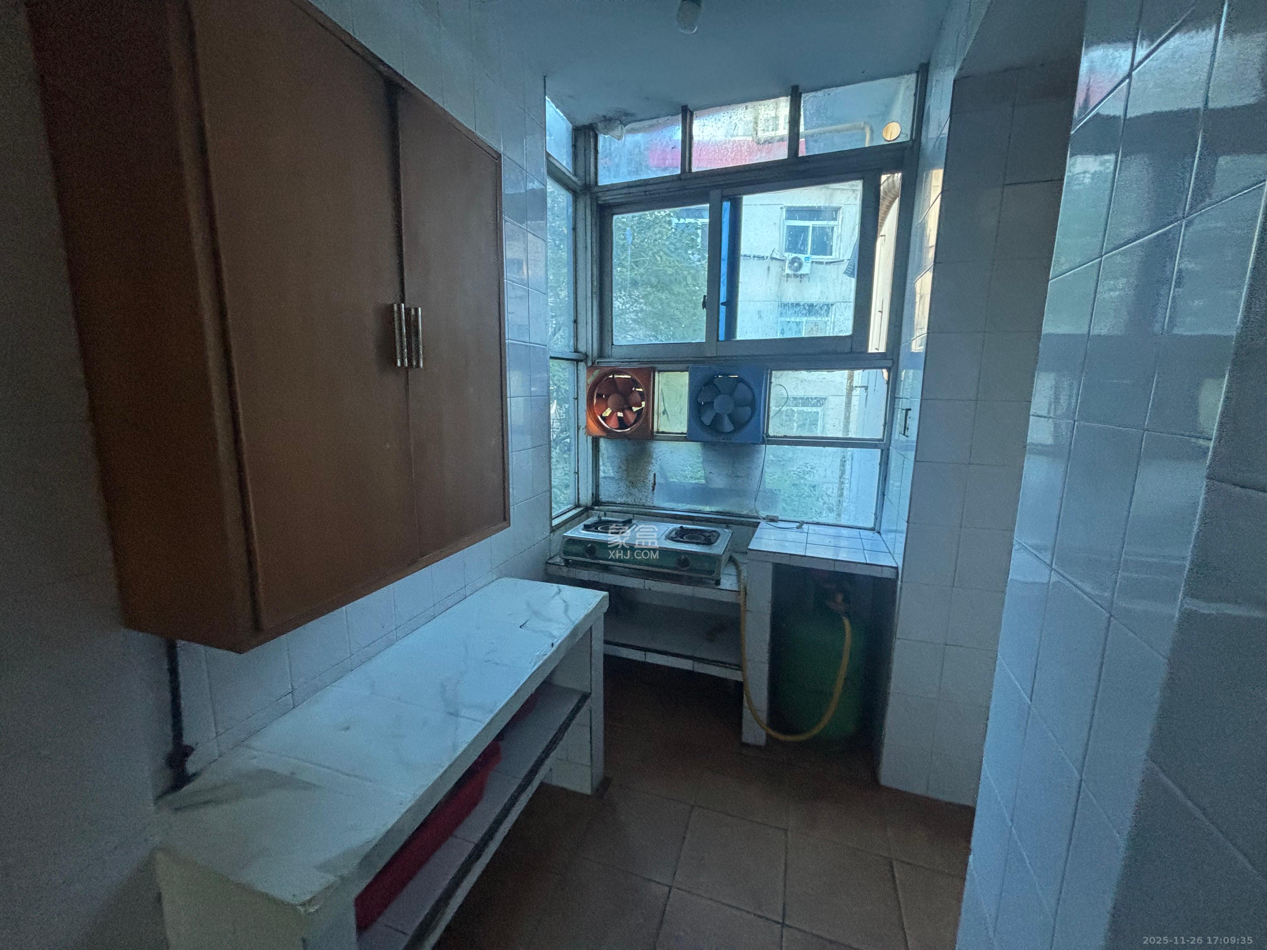 石子冲巷  1室0厅0卫    900.0元/月室内图