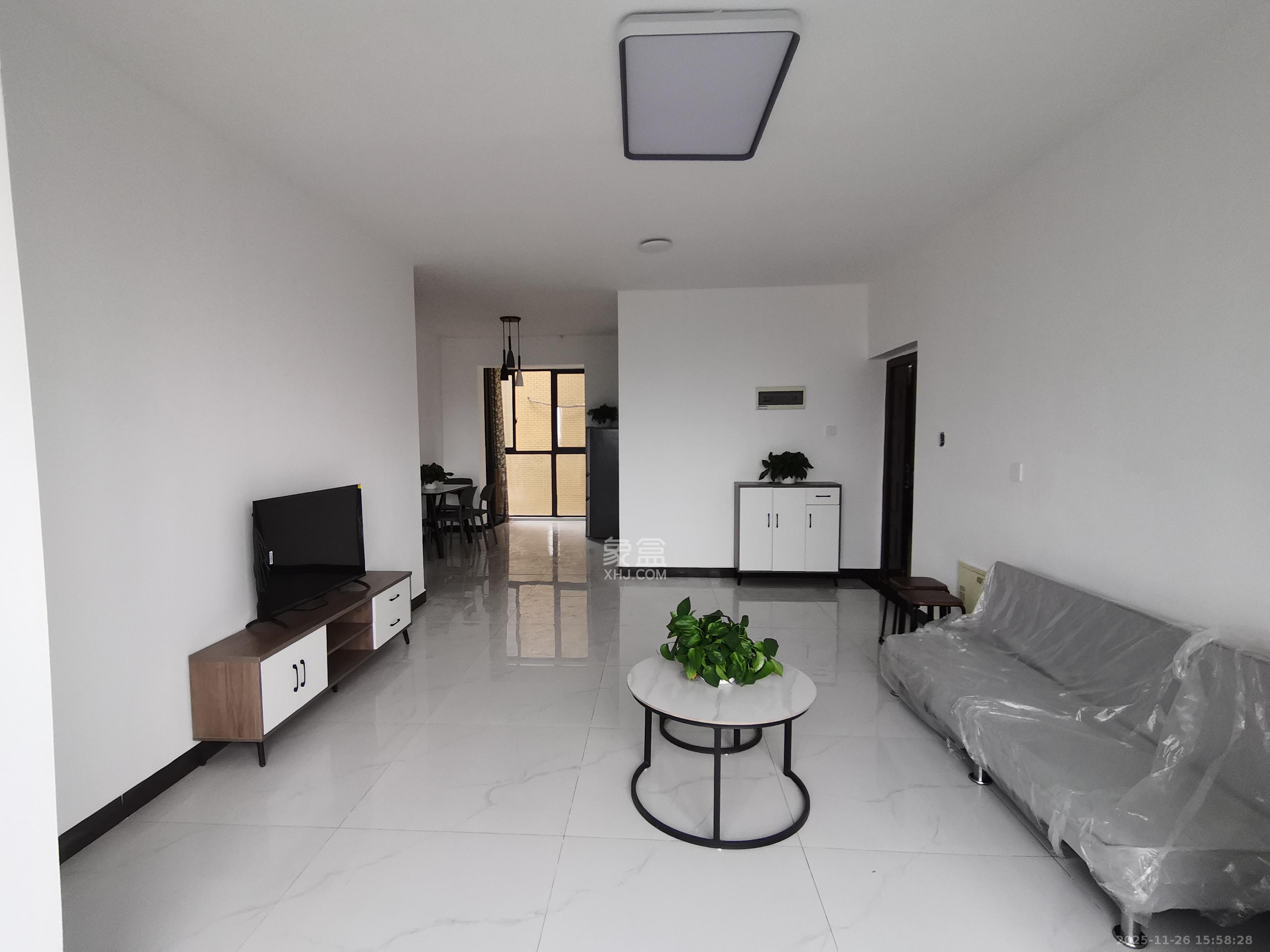 荣升家园(湘江熙岸) 1室0厅0卫 2800.0元/月 荣升家园(湘江熙岸) 1室0厅0卫 2800.0元/月室内图