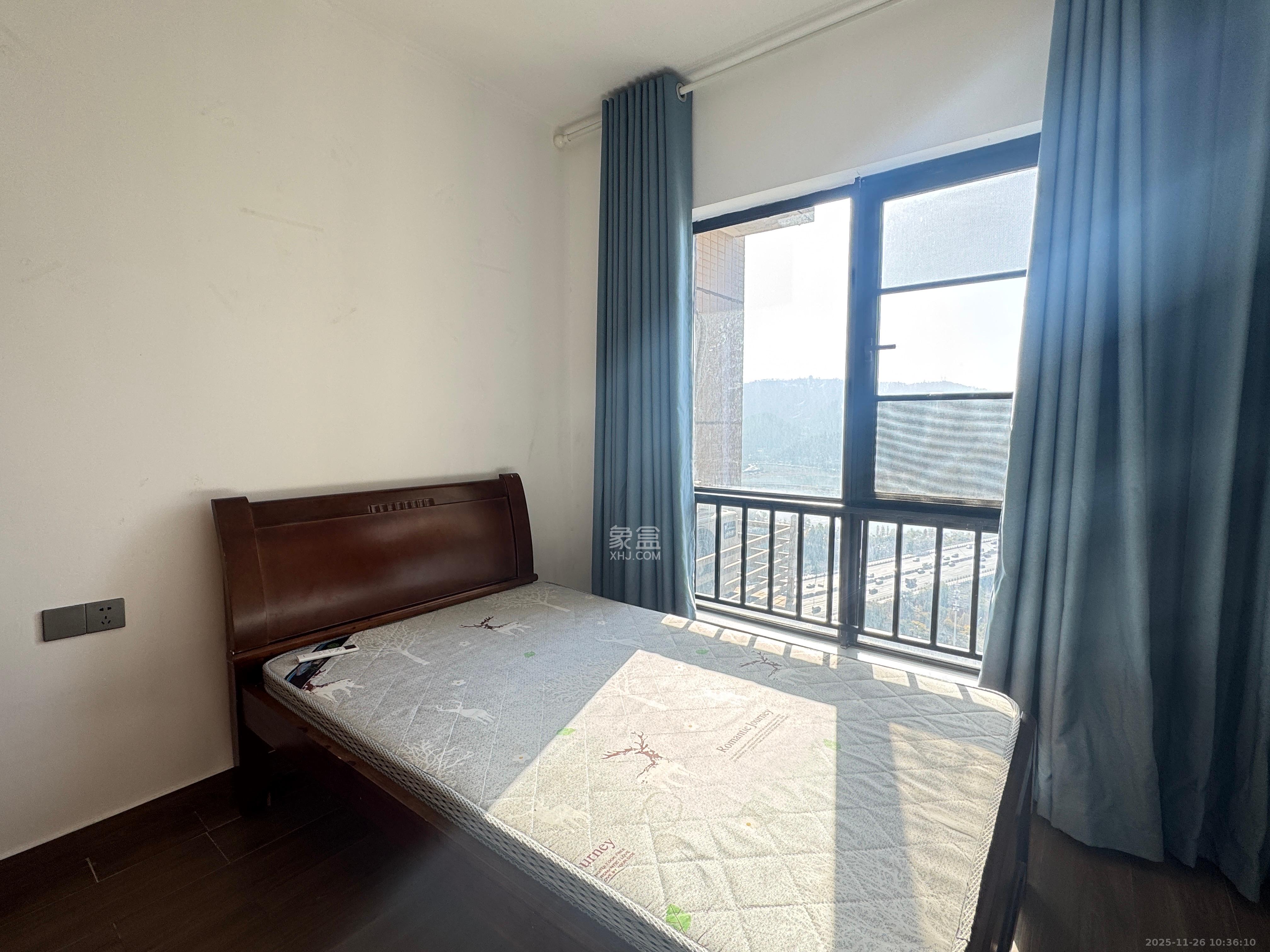 达美D6区  3室2厅1卫    2800.0元/月室内图