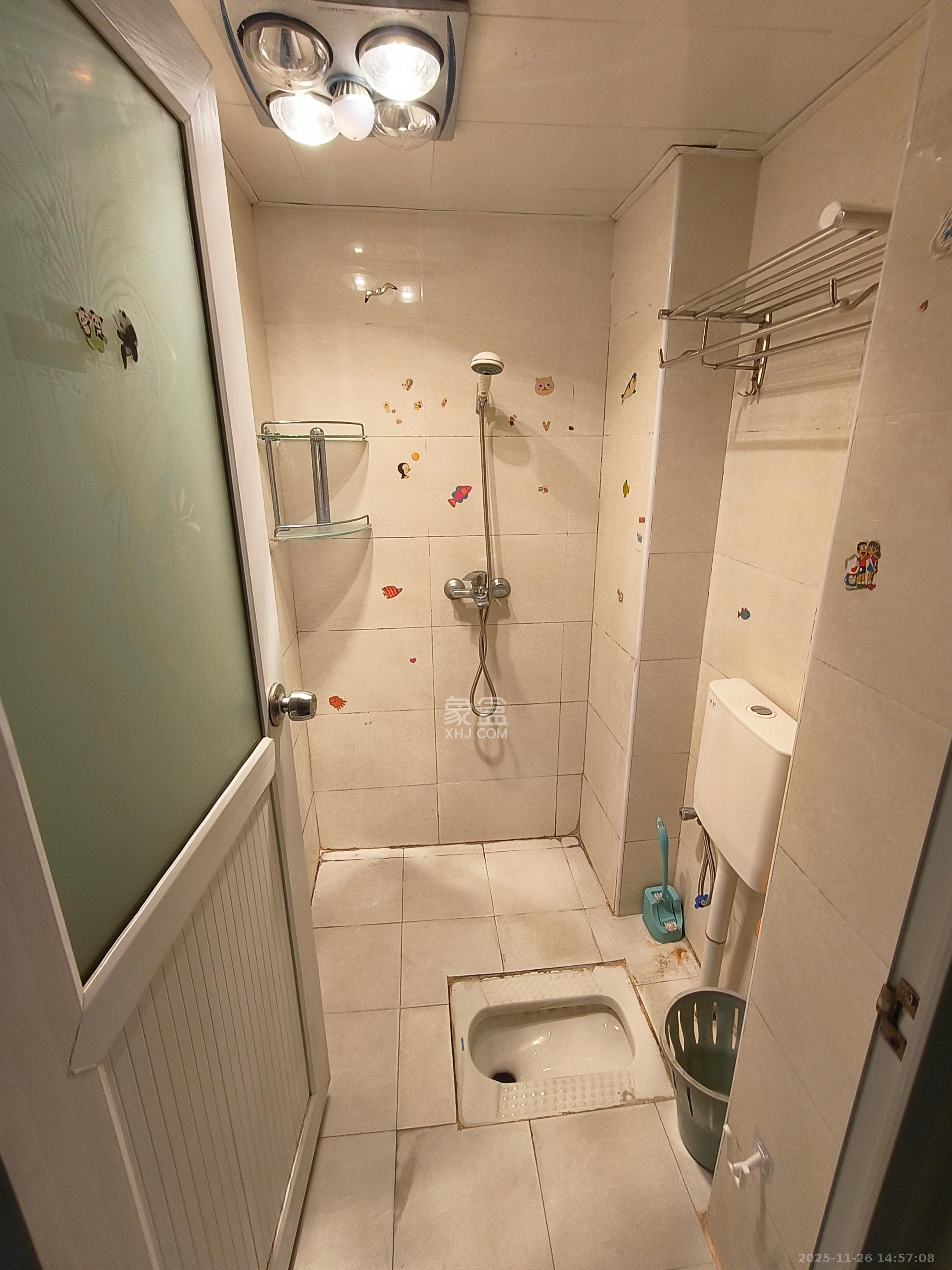 新芙蓉之都 1室1厅1卫 1600.0元/月 新芙蓉之都 1室1厅1卫 1600.0元/月室内图