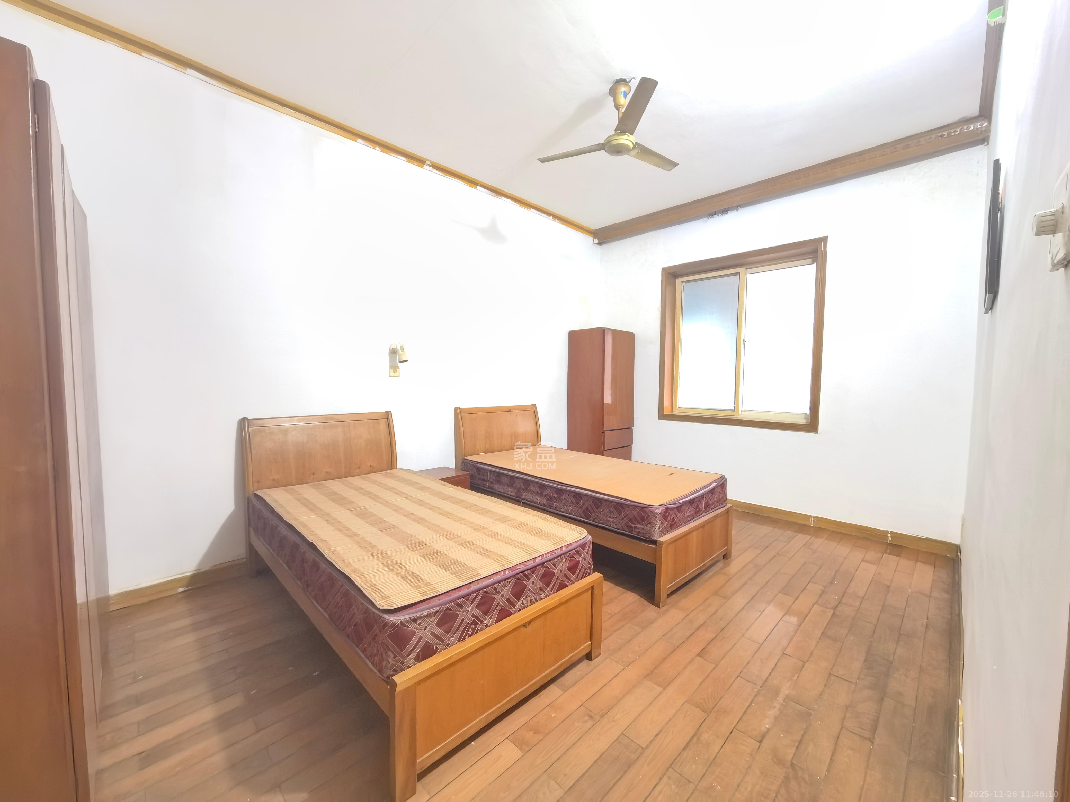 水泵厂宿舍 2室2厅1卫 2000.0元/月 水泵厂宿舍 2室2厅1卫 2000.0元/月室内图