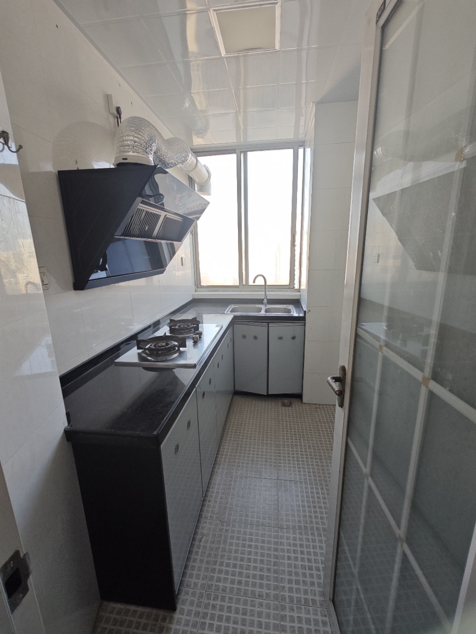 金茂大厦 1室1厅1卫 1900.0元/月 金茂大厦 1室1厅1卫 1900.0元/月室内图