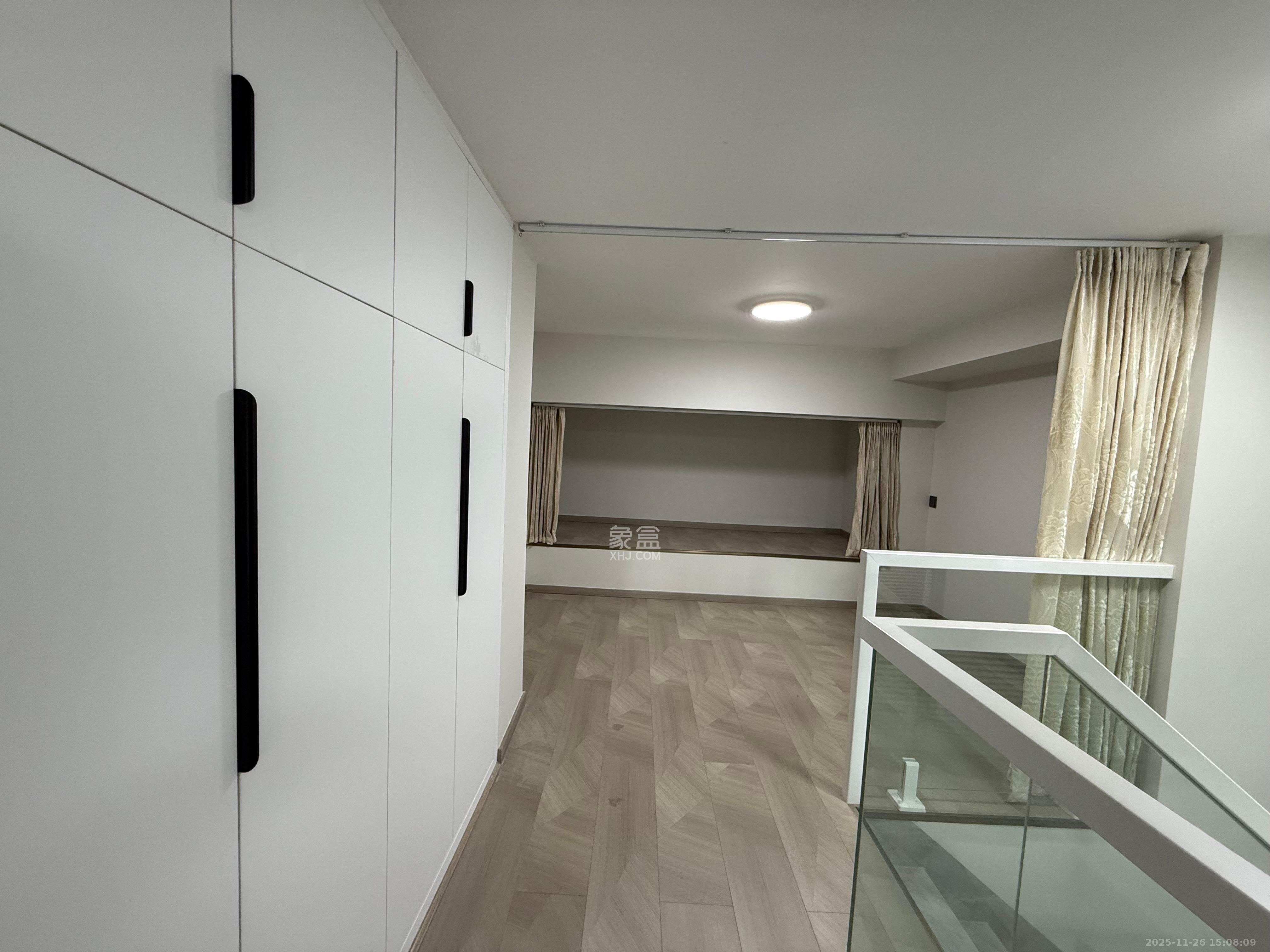 龙湖铂金岛 2室1厅1卫 2300.0元/月 龙湖铂金岛 2室1厅1卫 2300.0元/月室内图