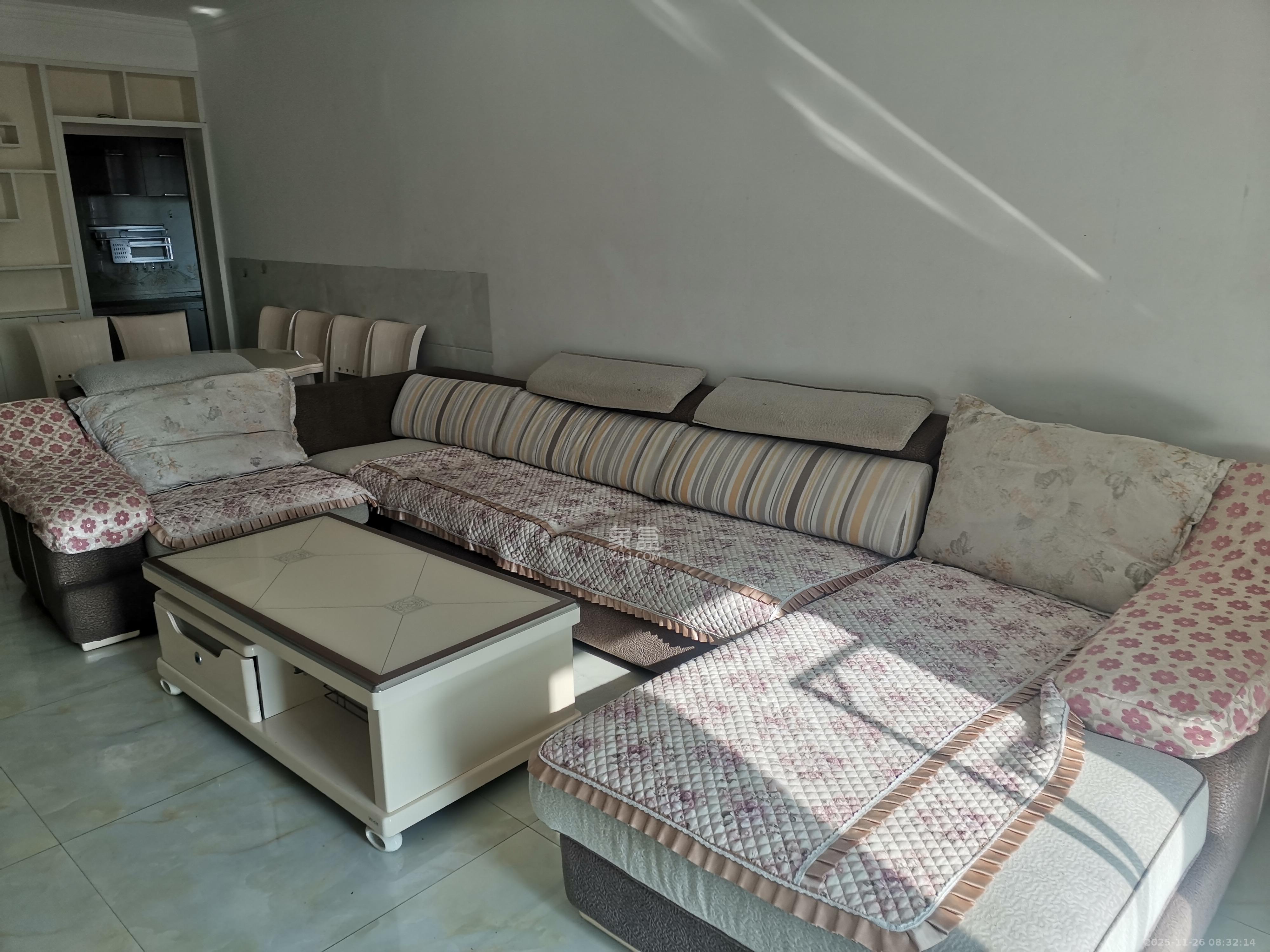 湘熙水郡（观澜海赋家园）  3室2厅1卫    2200.0元/月