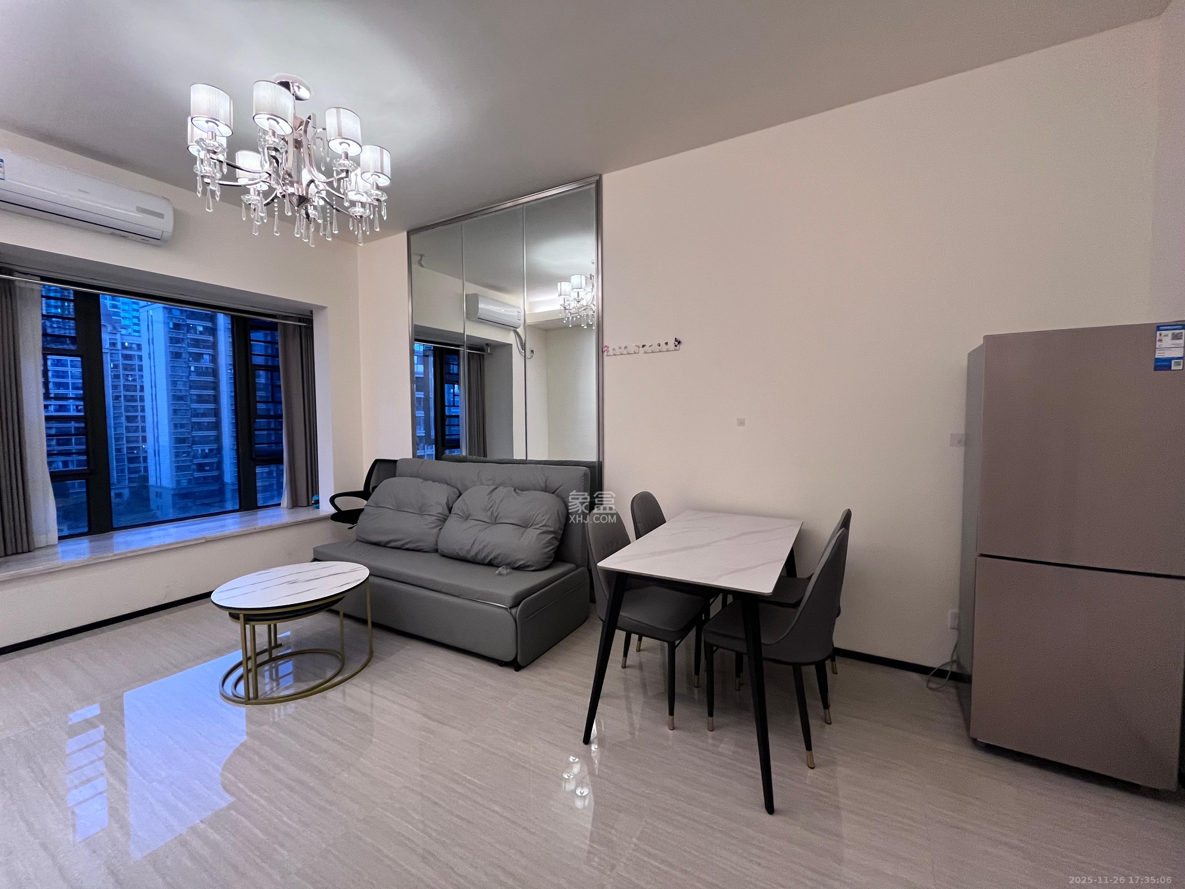 恒大国际广场 1室1厅1卫 2200.0元/月 恒大国际广场 1室1厅1卫 2200.0元/月室内图