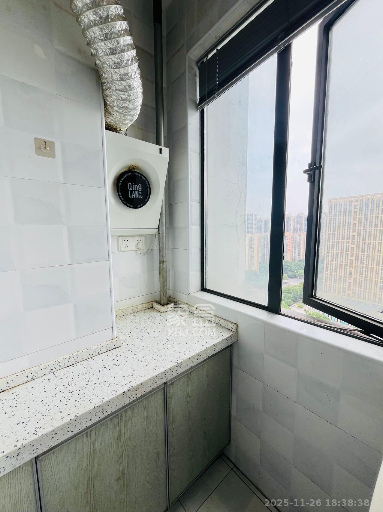 欧亚达国际广场  1室1厅1卫    1600.0元/月室内图