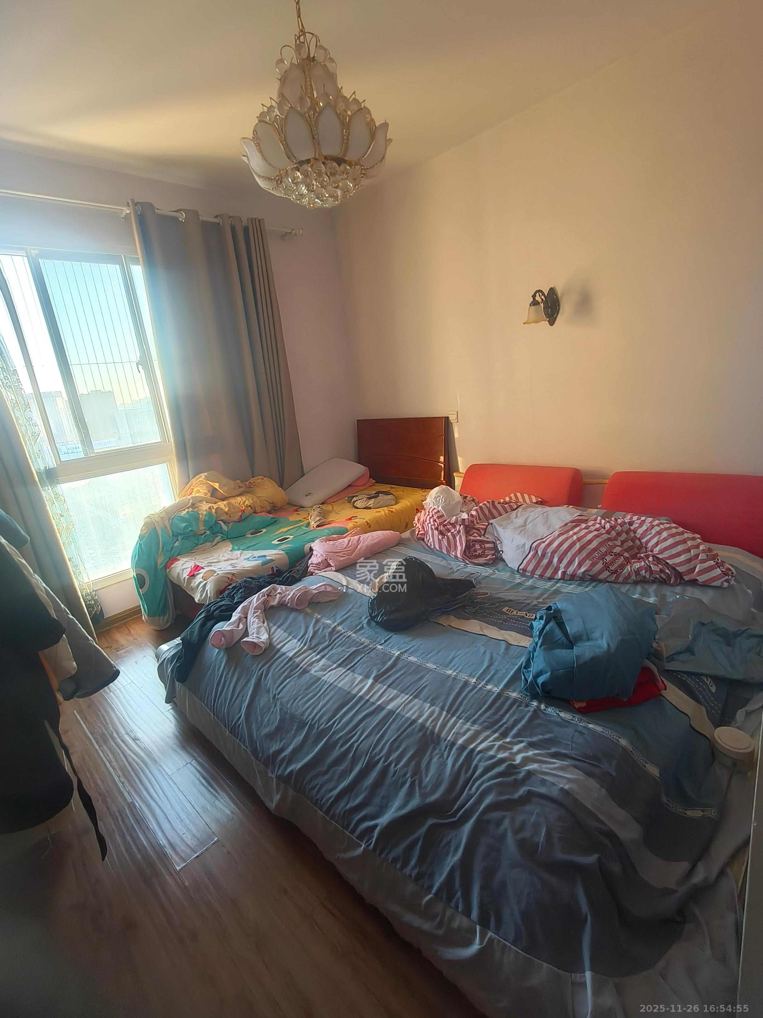 锦湘国际星城三期(锦绣苑) 3室2厅2卫 2700.0元/月 锦湘国际星城三期(锦绣苑) 3室2厅2卫 2700.0元/月室内图