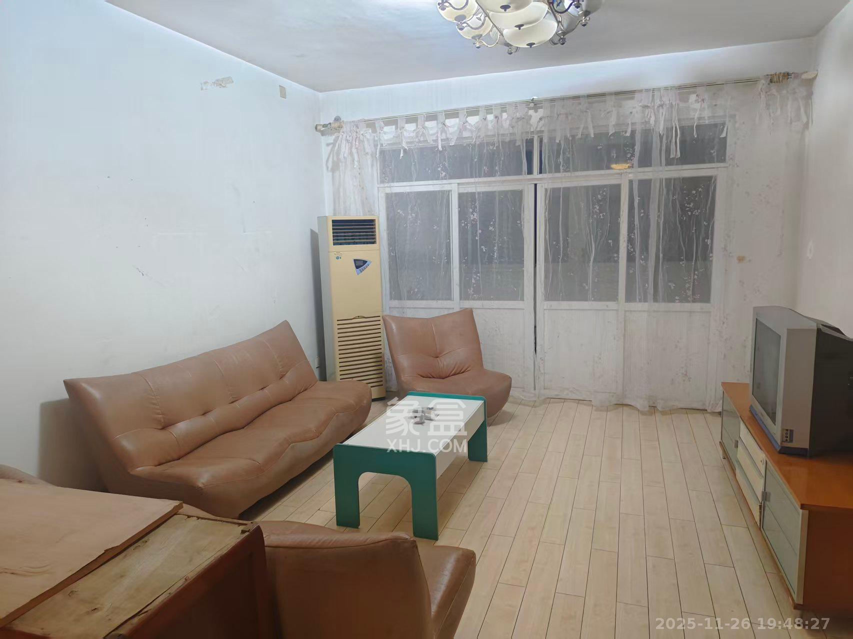 荷花园电信宿舍(天辰荷花苑) 2室1厅1卫 1750.0元/月 荷花园电信宿舍(天辰荷花苑) 2室1厅1卫 1750.0元/月室内图