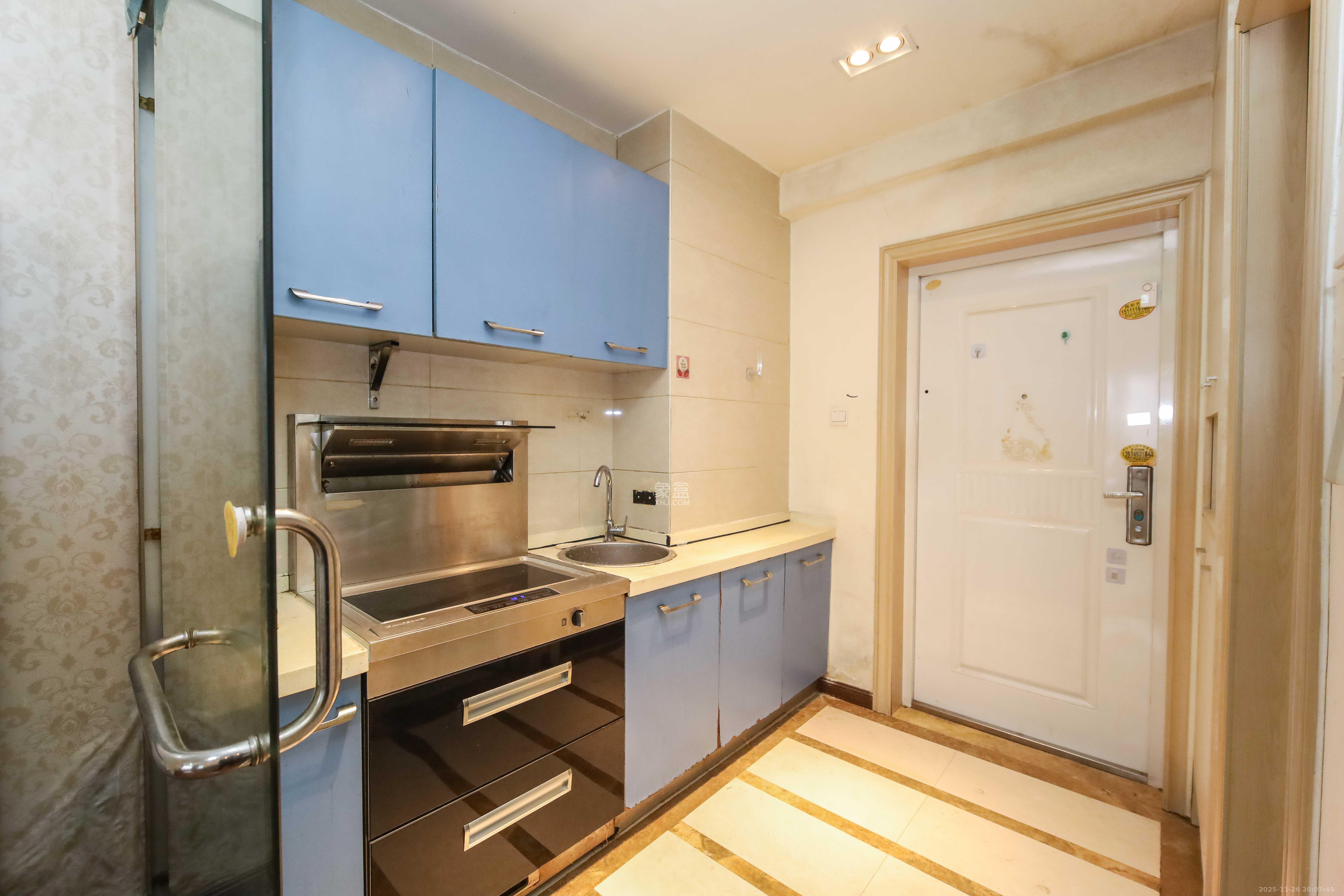 西子一间 1室1厅1卫 28.0万 西子一间 1室1厅1卫 28.0万厨房