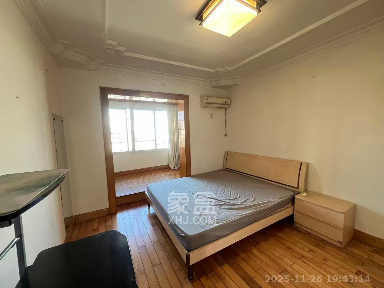 雨花大厦（云海大厦）  1室0厅0卫    1600.0元/月室内图