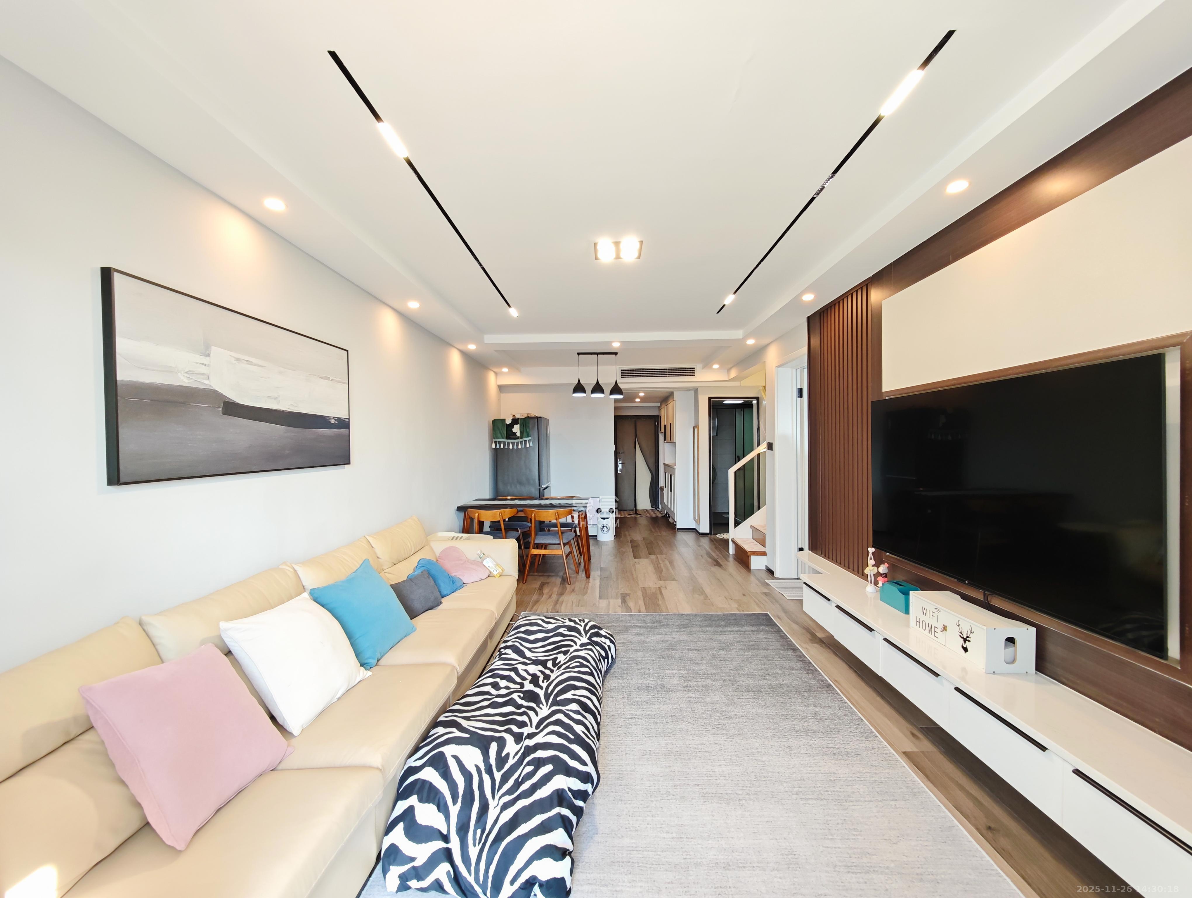 保利城（中航城国际社区、郡原美村）  2室2厅1卫    118.0万