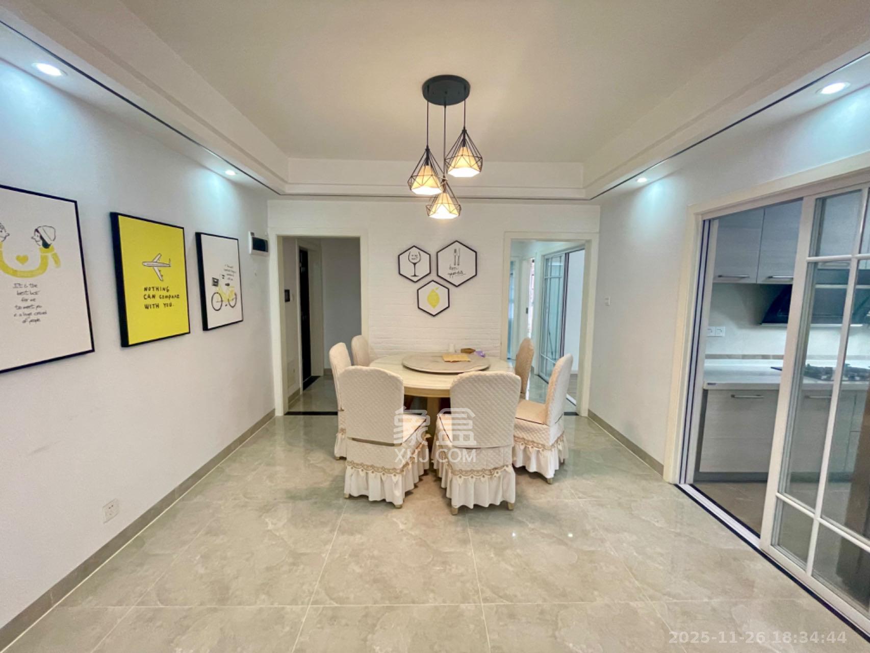 润屋美院 4室2厅2卫 3700.0元/月 润屋美院 4室2厅2卫 3700.0元/月室内图