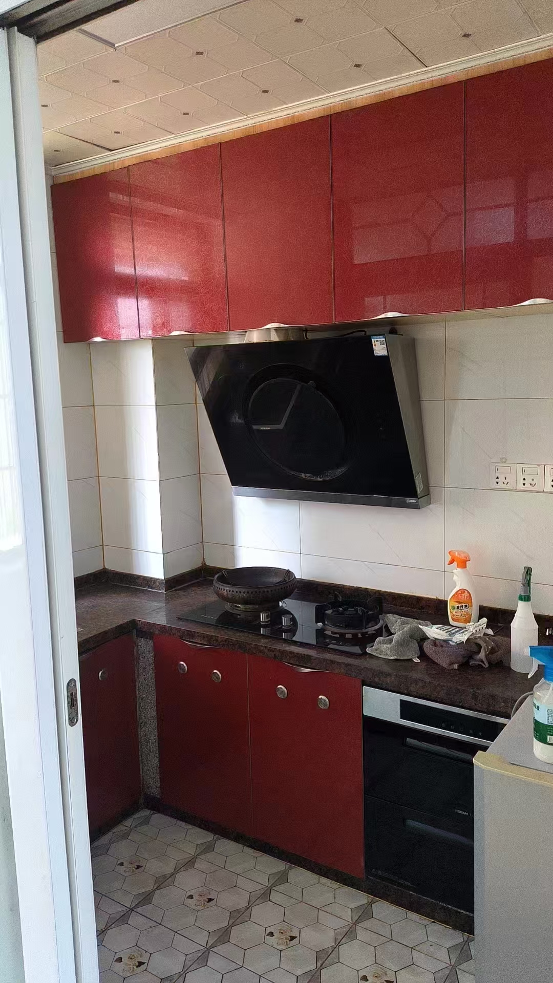 山海苑 3室2厅1卫 2500.0元/月 山海苑 3室2厅1卫 2500.0元/月室内图