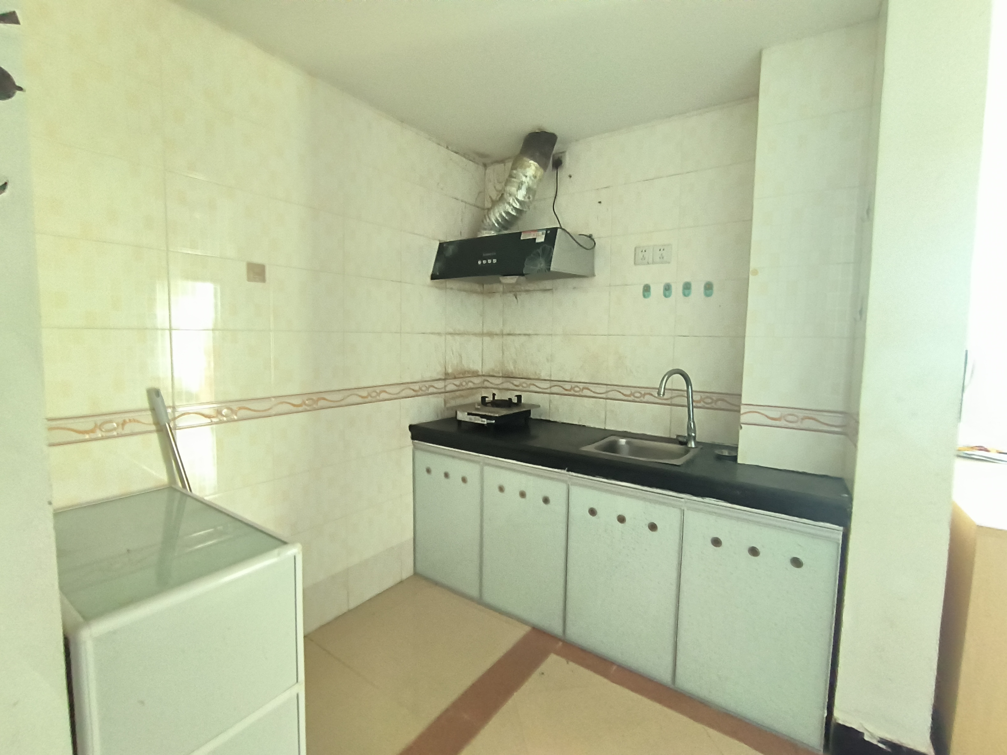 国贸经典 1室0厅0卫 1900.0元/月 国贸经典 1室0厅0卫 1900.0元/月室内图