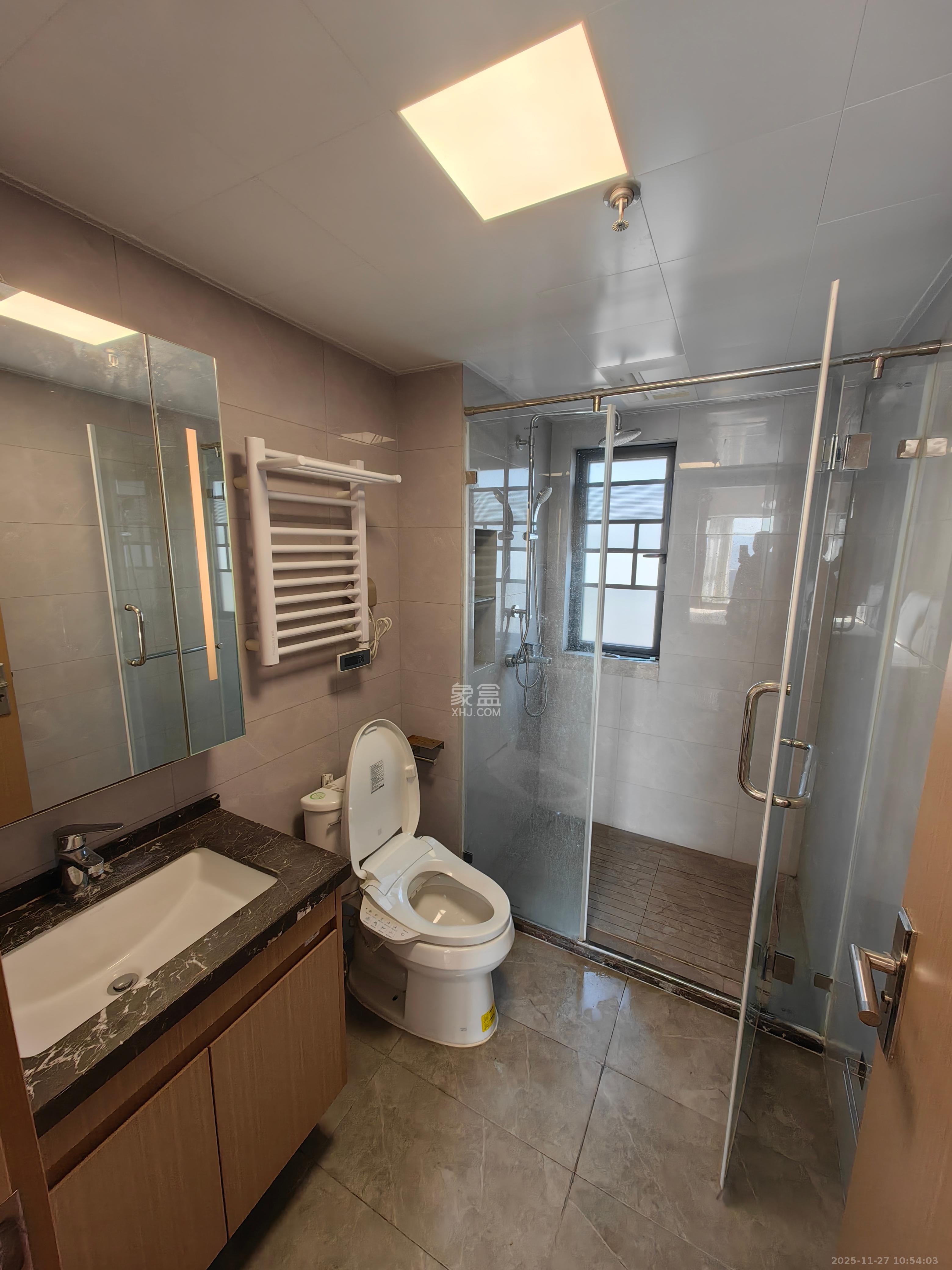 中国铁建湘语梅溪  4室2厅2卫    3500.0元/月室内图