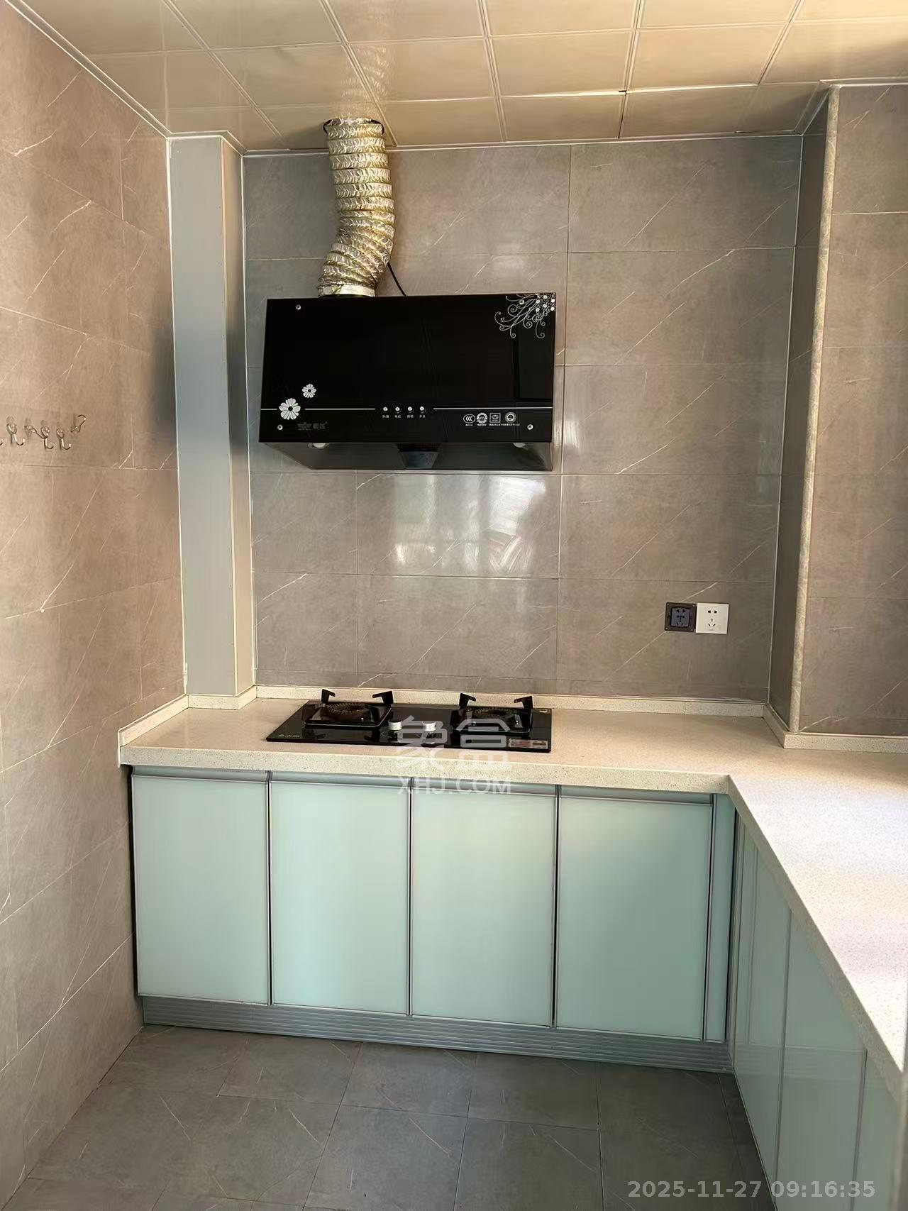 丽发新城 2室2厅1卫 1900.0元/月 丽发新城 2室2厅1卫 1900.0元/月室内图