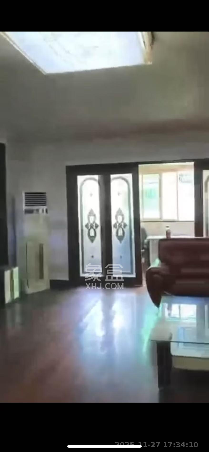 枣子园小区 3室2厅1卫 2600.0元/月 枣子园小区 3室2厅1卫 2600.0元/月室内图