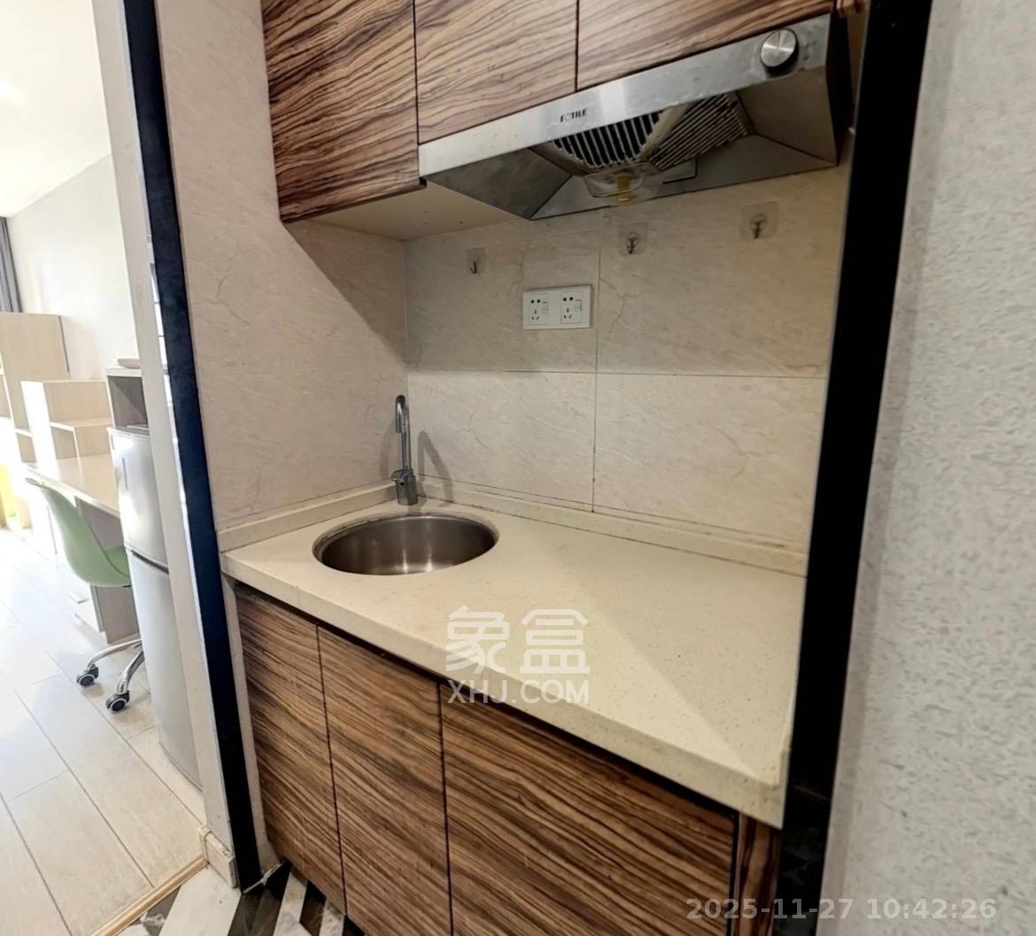 万科金域缇香  1室1厅1卫    1300.0元/月室内图