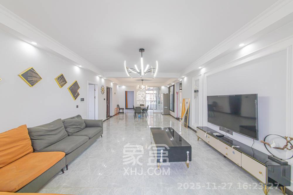 大唐印象一期云海湾  5室2厅3卫    3600.0元/月