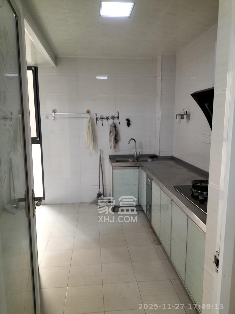 家和苑(原梅溪湖保障性住房一期) 2室2厅1卫 1800.0元/月 家和苑(原梅溪湖保障性住房一期) 2室2厅1卫 1800.0元/月室内图