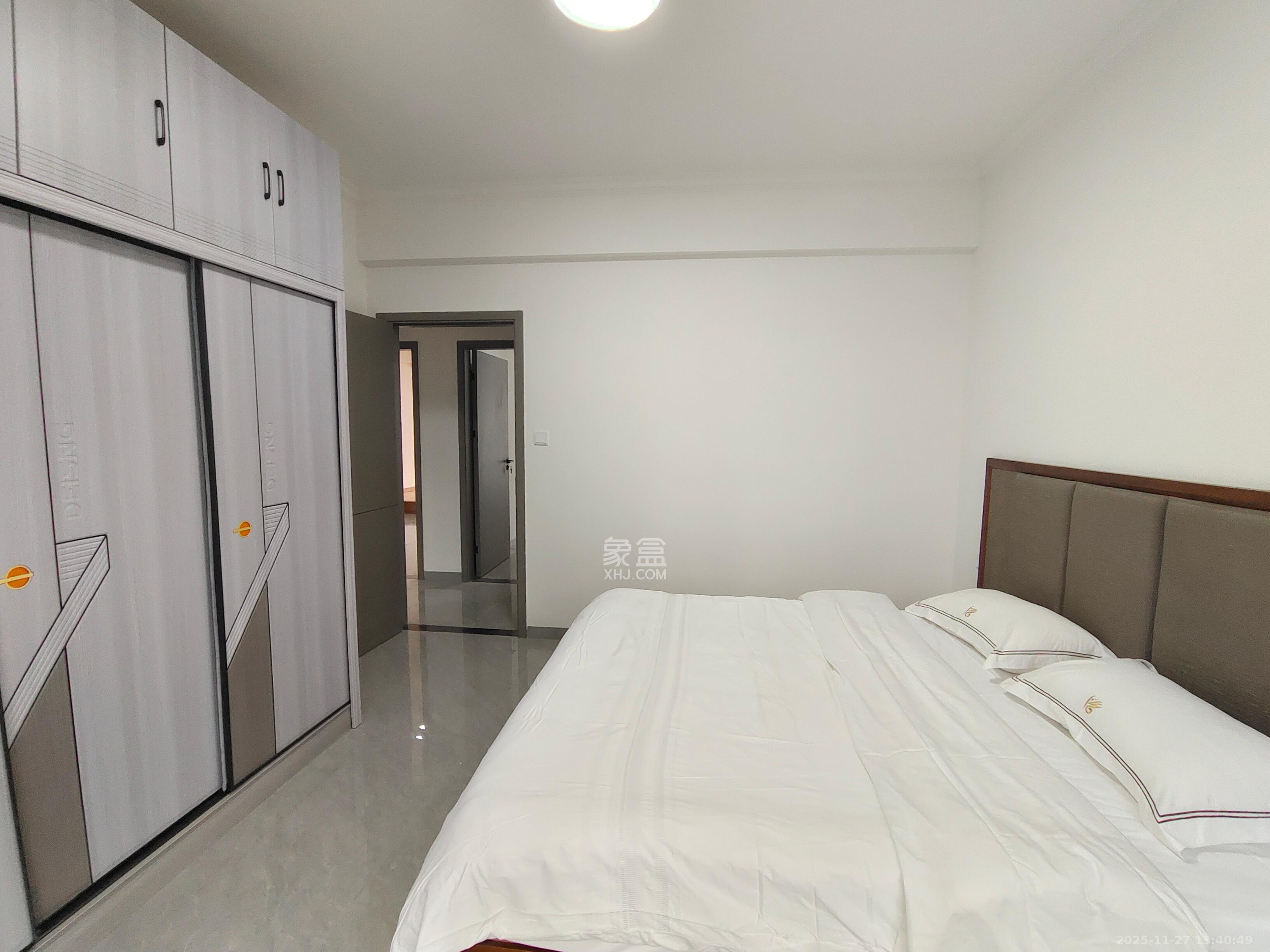 福天星中心（福天星雅苑）  4室2厅2卫    4000.0元/月室内图