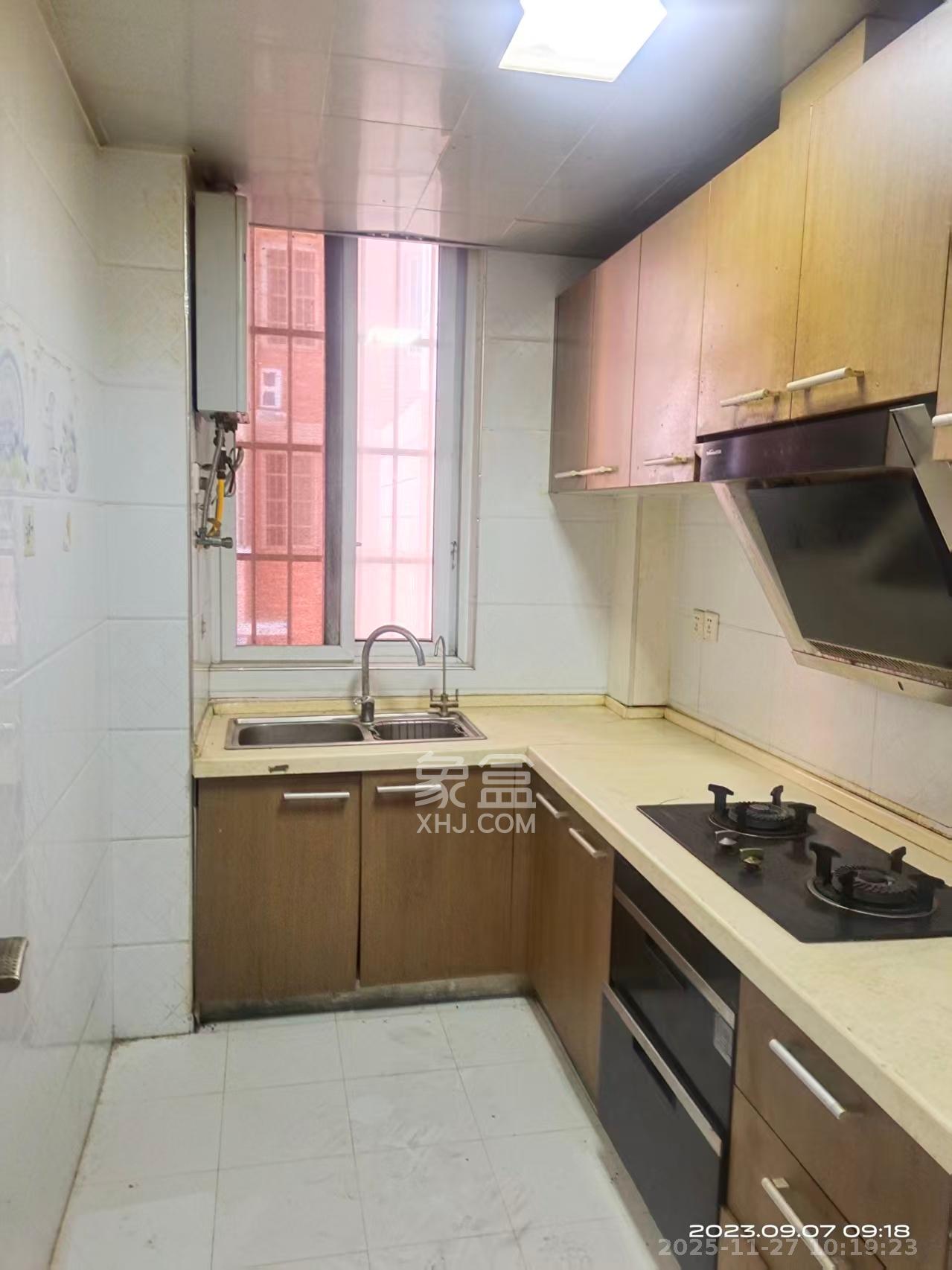 星城国际  2室1厅1卫    1300.0元/月室内图