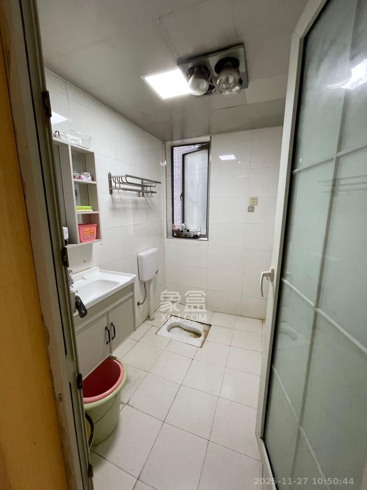 中信文化广场（中信新城二期）  3室2厅2卫    1500.0元/月室内图