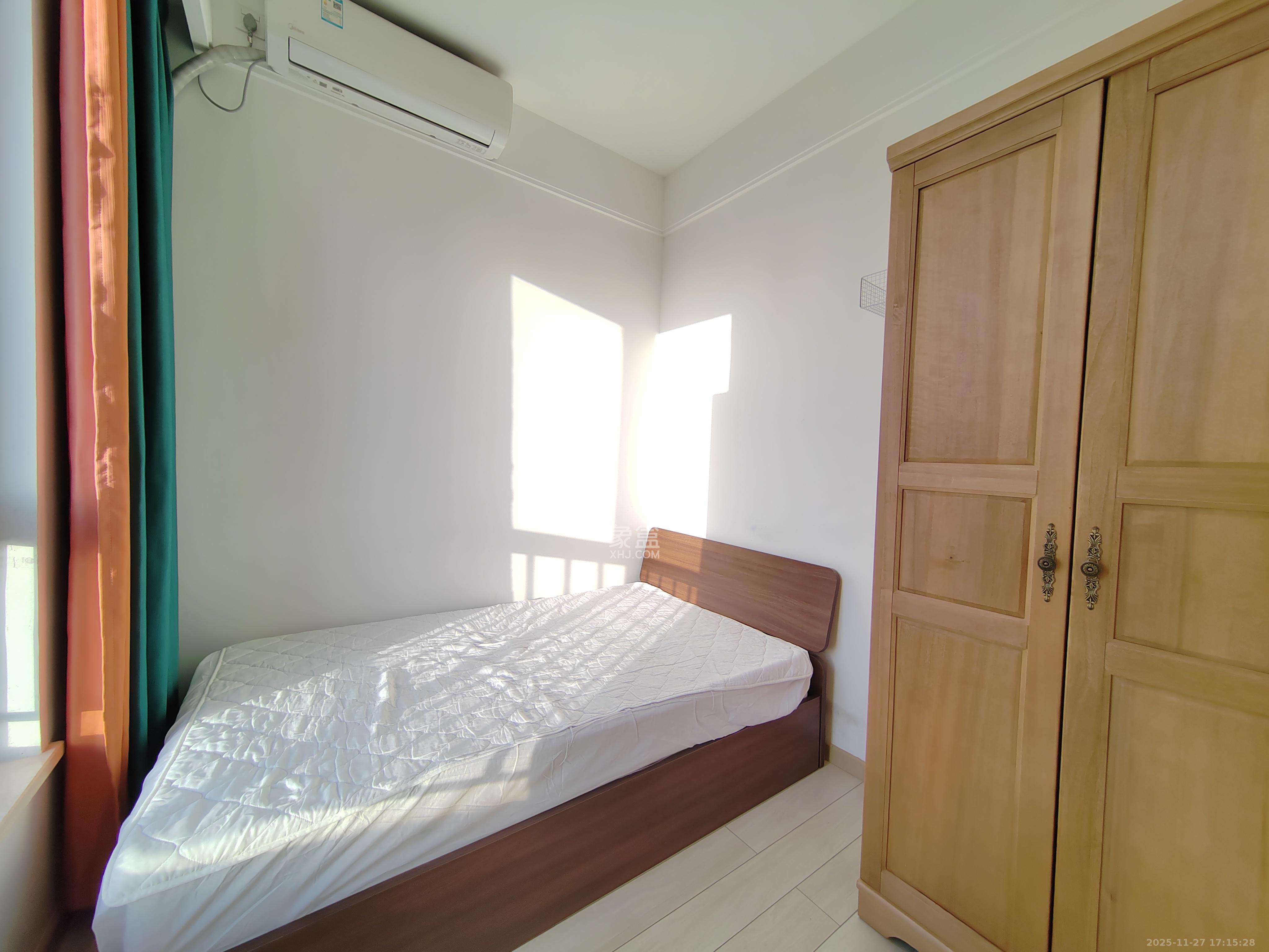 启迪协信中心  2室1厅1卫    2300.0元/月室内图