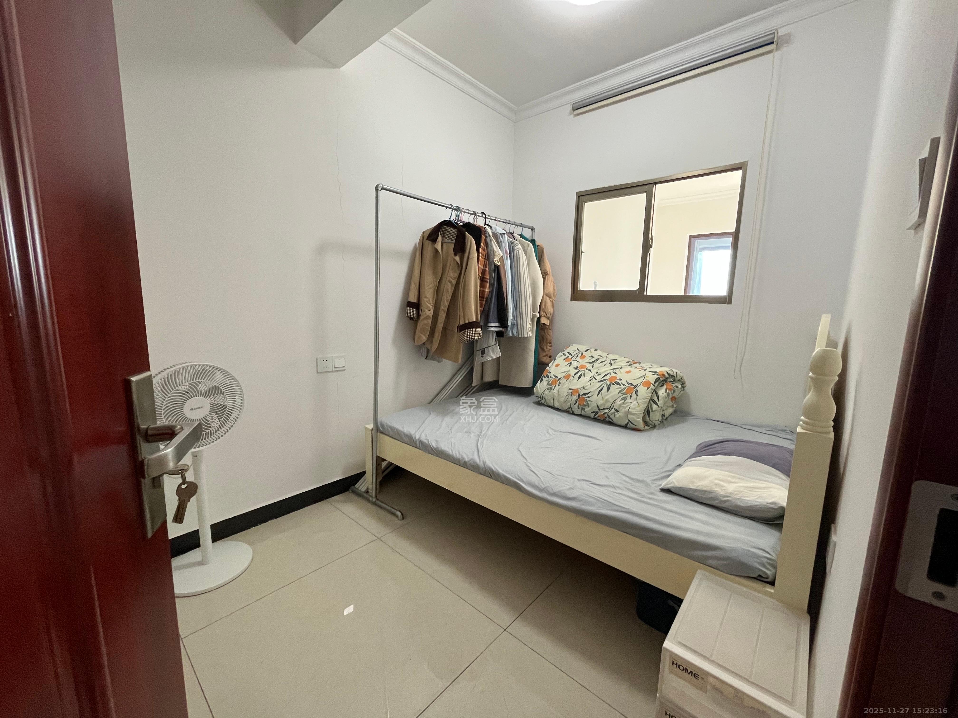 保利西海岸B区  2室1厅1卫    2700.0元/月室内图