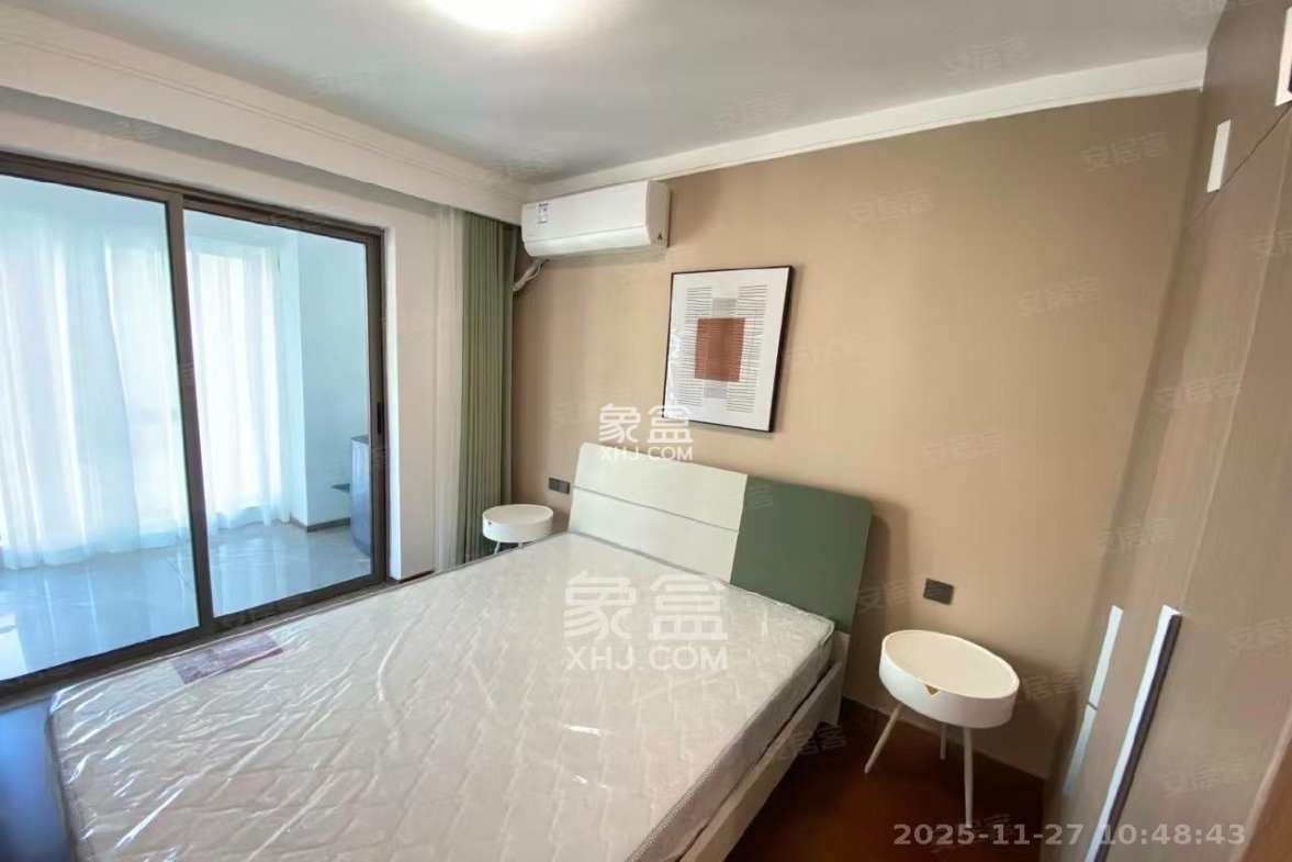 旭辉雨花郡 4室2厅2卫 4500.0元/月 旭辉雨花郡 4室2厅2卫 4500.0元/月室内图