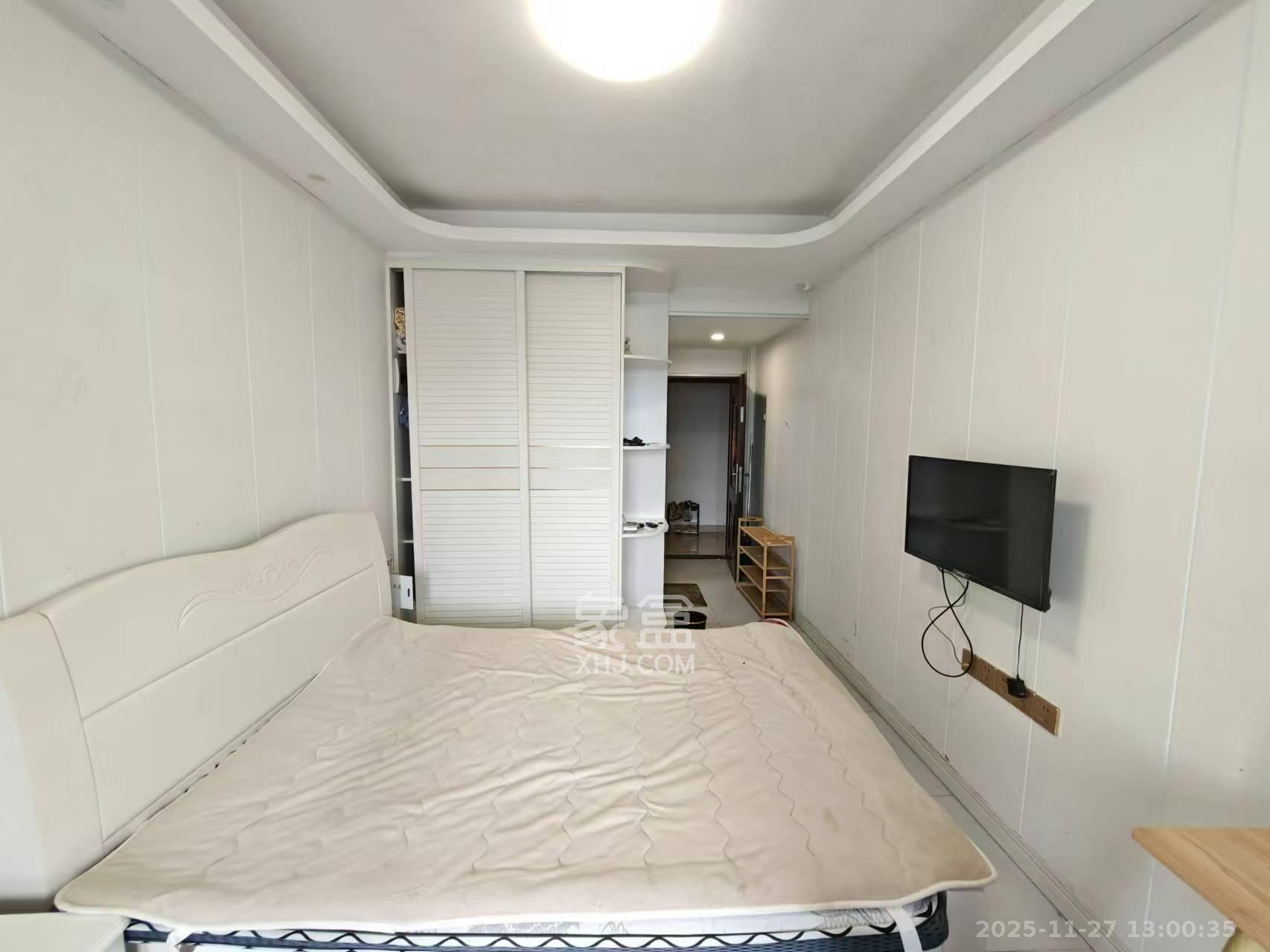 欧亚达国际广场  1室1厅1卫    1300.0元/月