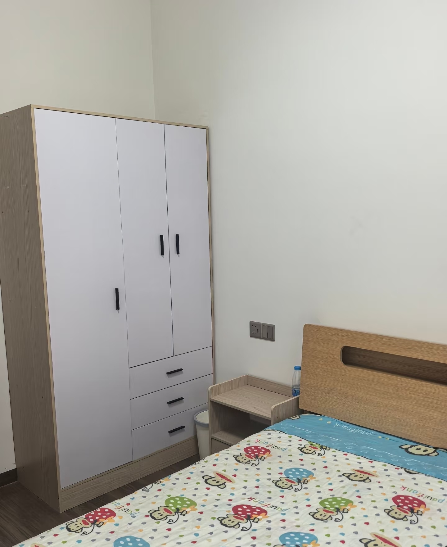 南海幸福汇  3室2厅2卫    2400.0元/月室内图